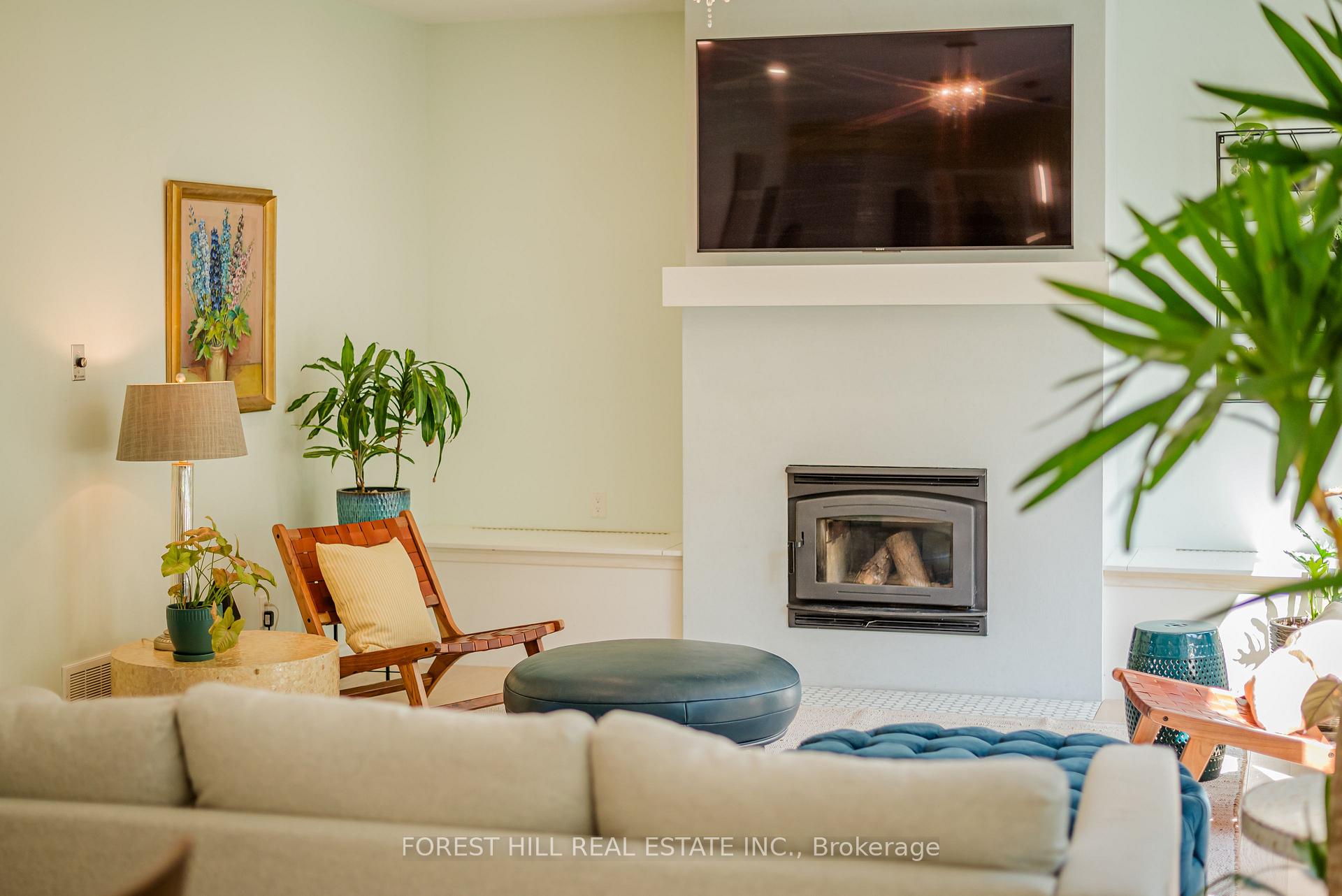 Photo 6 of 156 Elliott Trail, Thames Centre, Thorndale — HOMEH