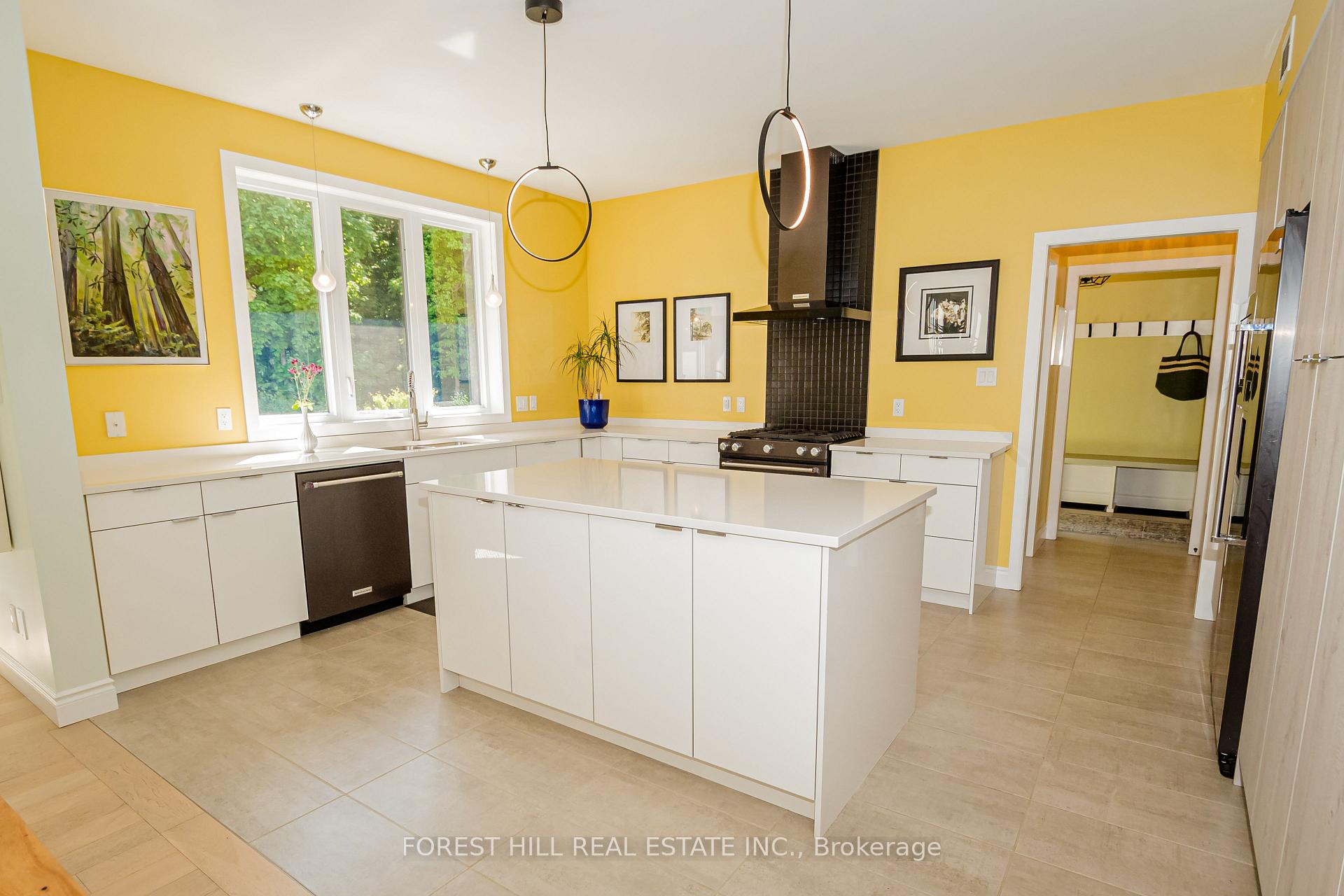Photo 10 of 156 Elliott Trail, Thames Centre, Thorndale — HOMEH