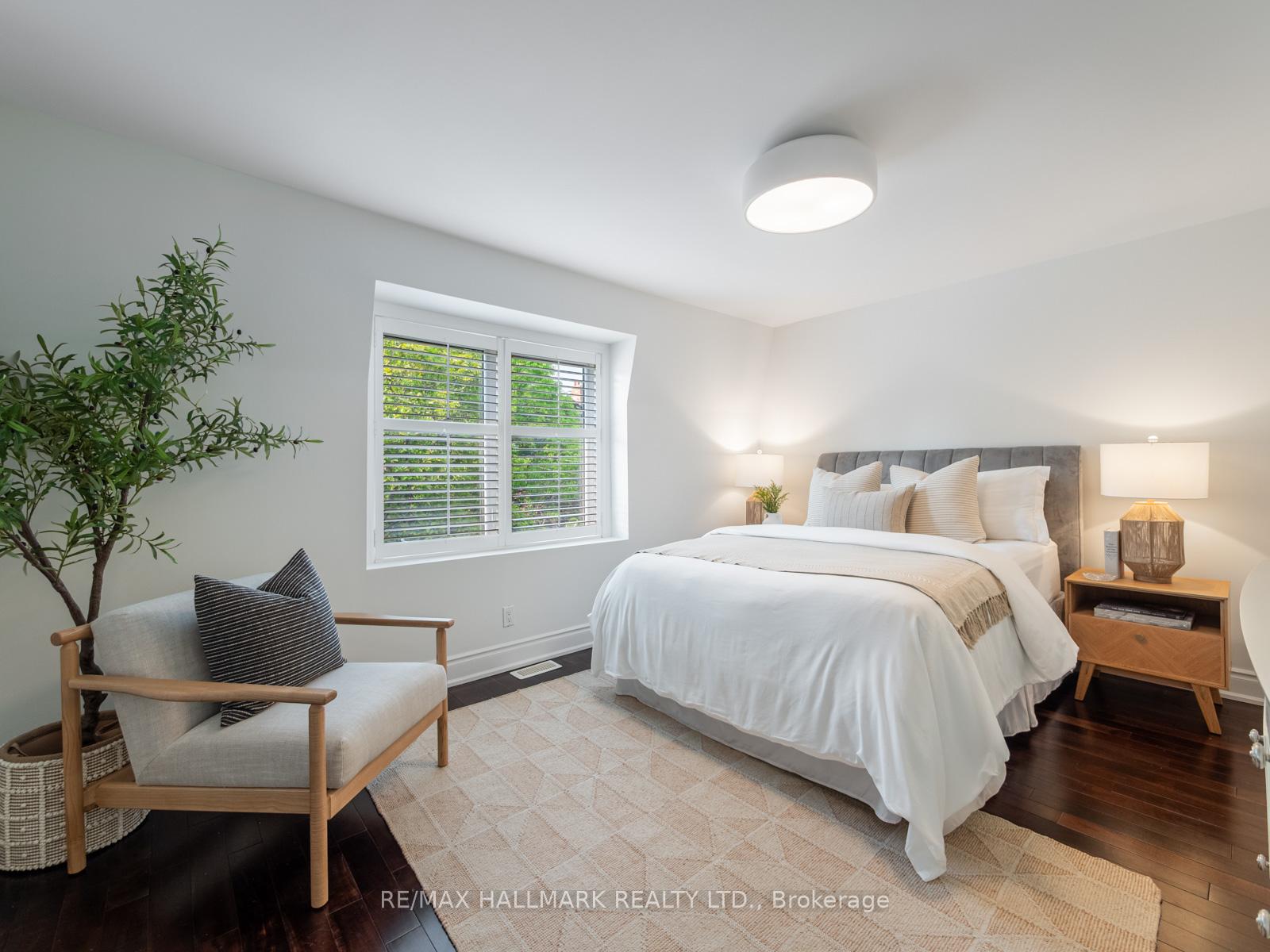 Photo 20 of 29 Dearbourne Avenue, Toronto, North Riverdale — HOMEH