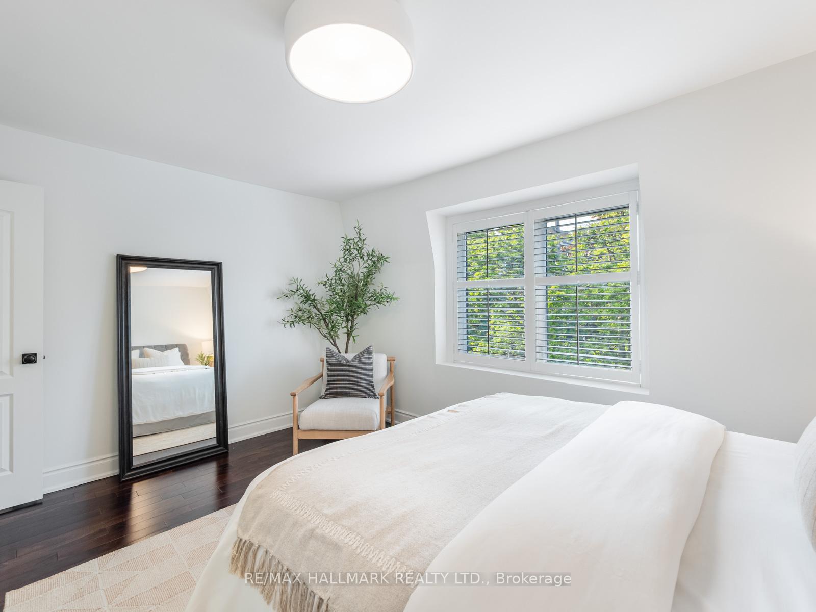 Photo 22 of 29 Dearbourne Avenue, Toronto, North Riverdale — HOMEH