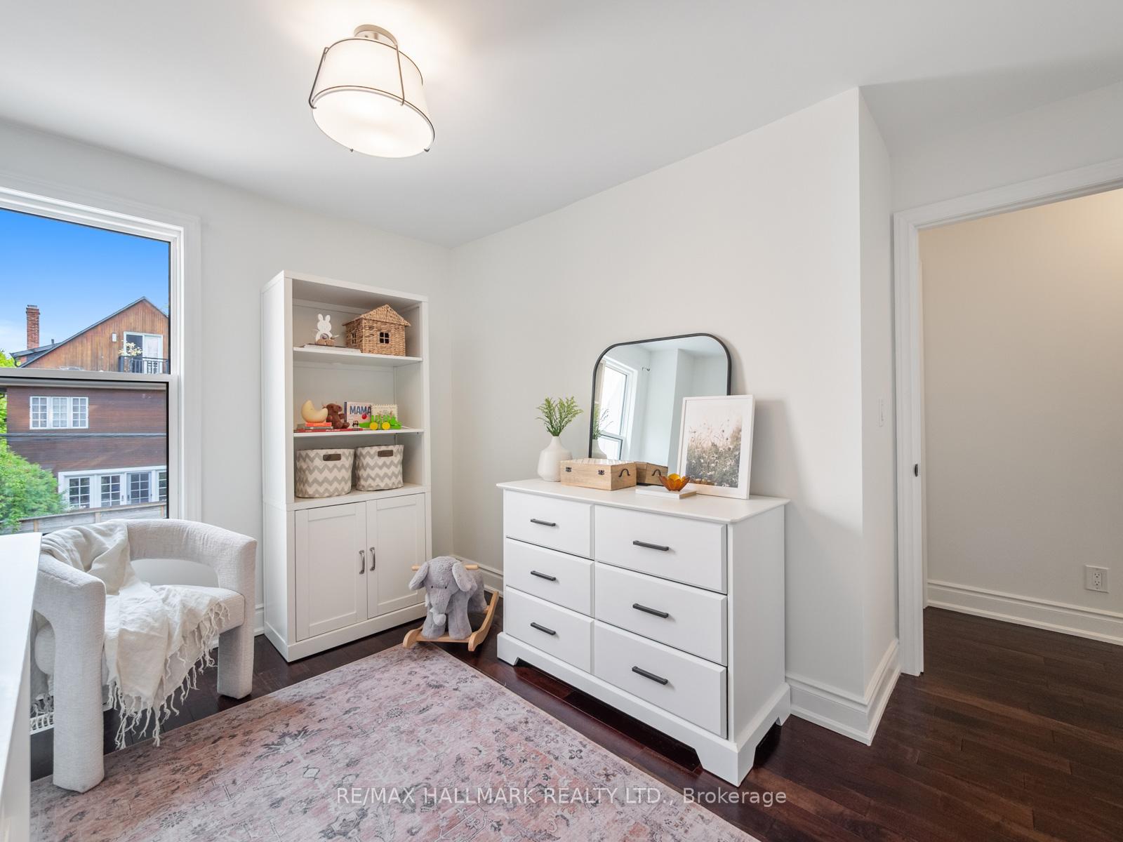 Photo 25 of 29 Dearbourne Avenue, Toronto, North Riverdale — HOMEH