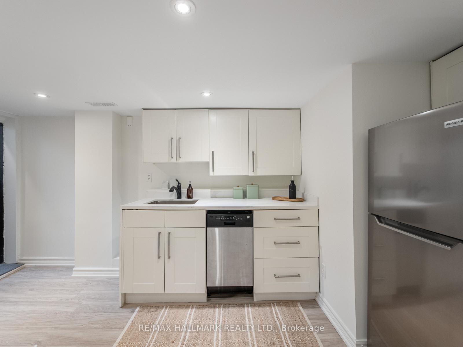 Photo 34 of 29 Dearbourne Avenue, Toronto, North Riverdale — HOMEH