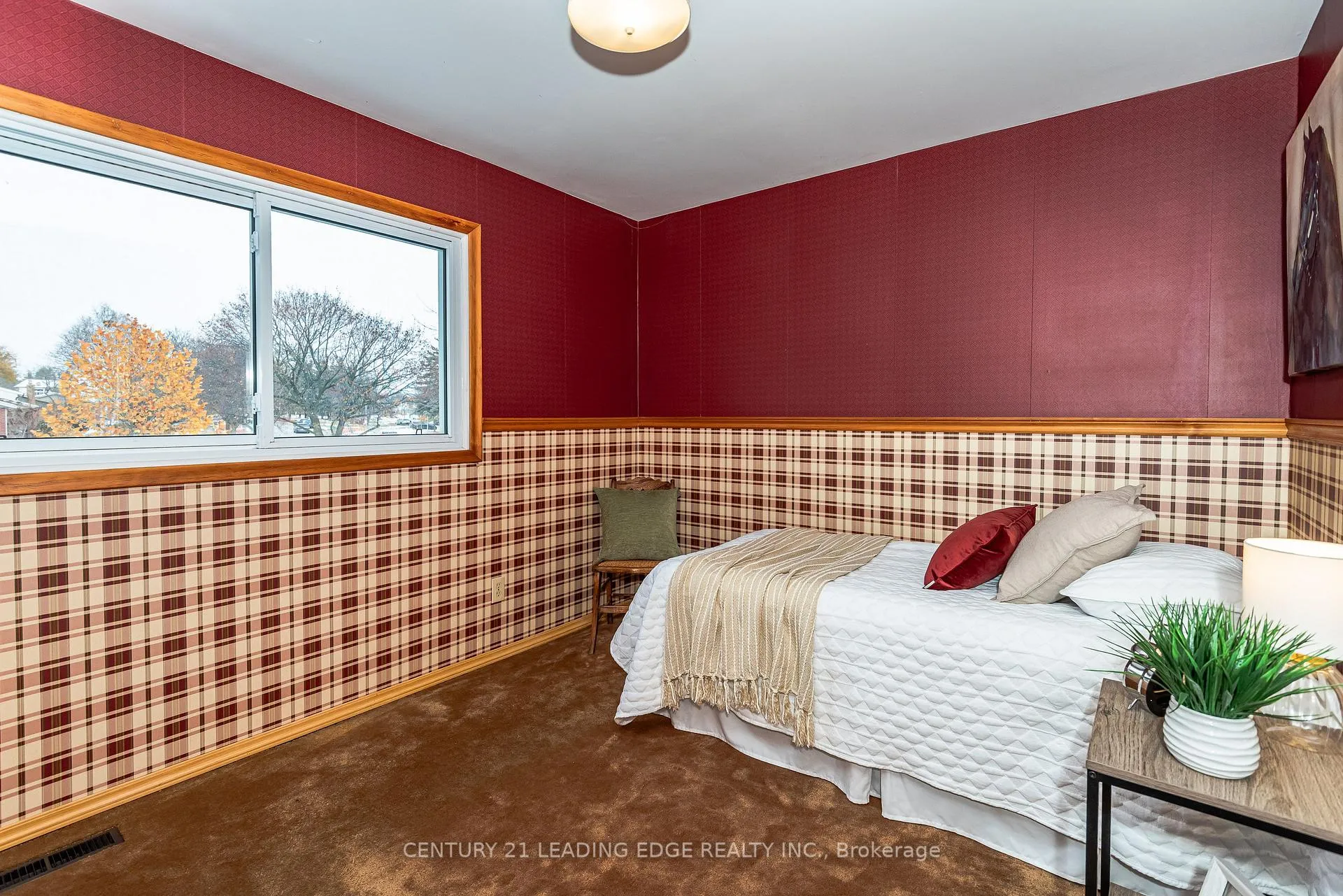 Photo 18 of 60 Wootten Way N, Markham, Markham Village — HOMEH