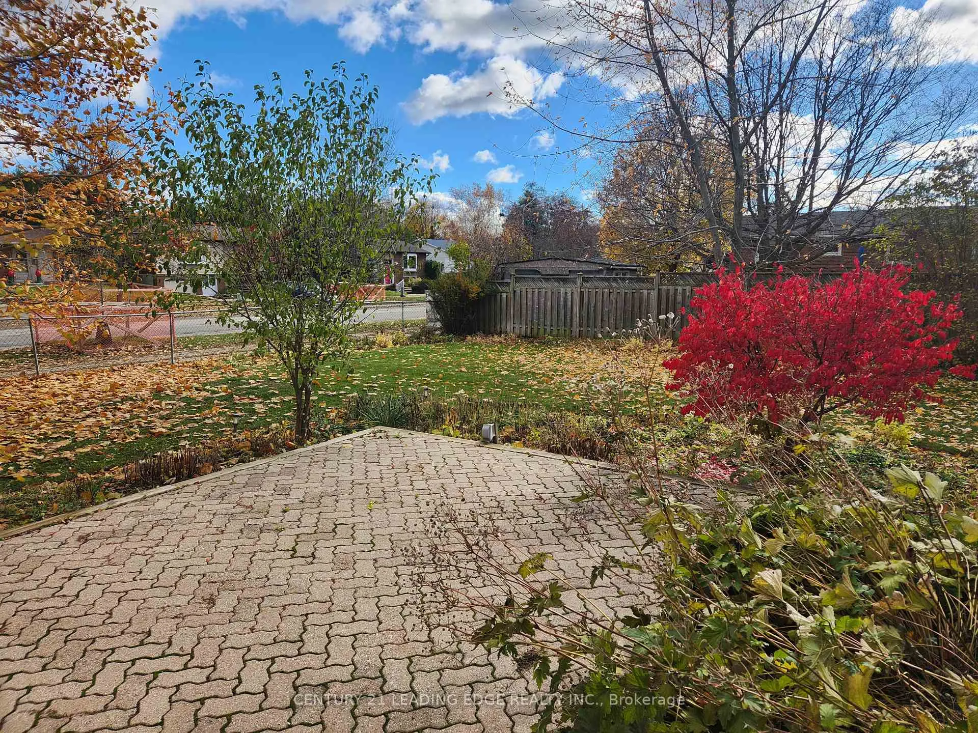 Photo 26 of 60 Wootten Way N, Markham, Markham Village — HOMEH
