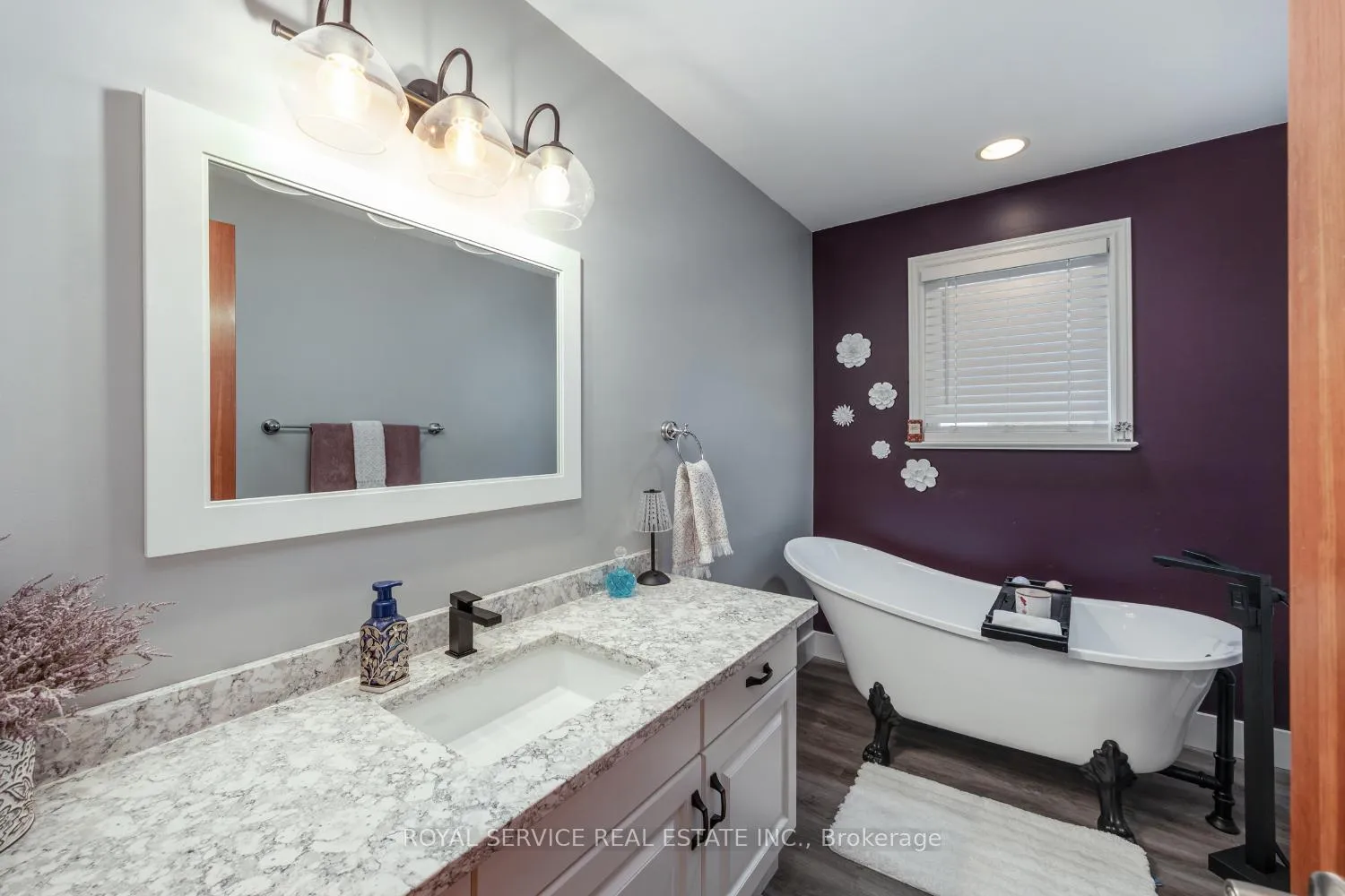 Photo 21 of 1664 Waddell Avenue, Peterborough, Otonabee Ward 1 — HOMEH