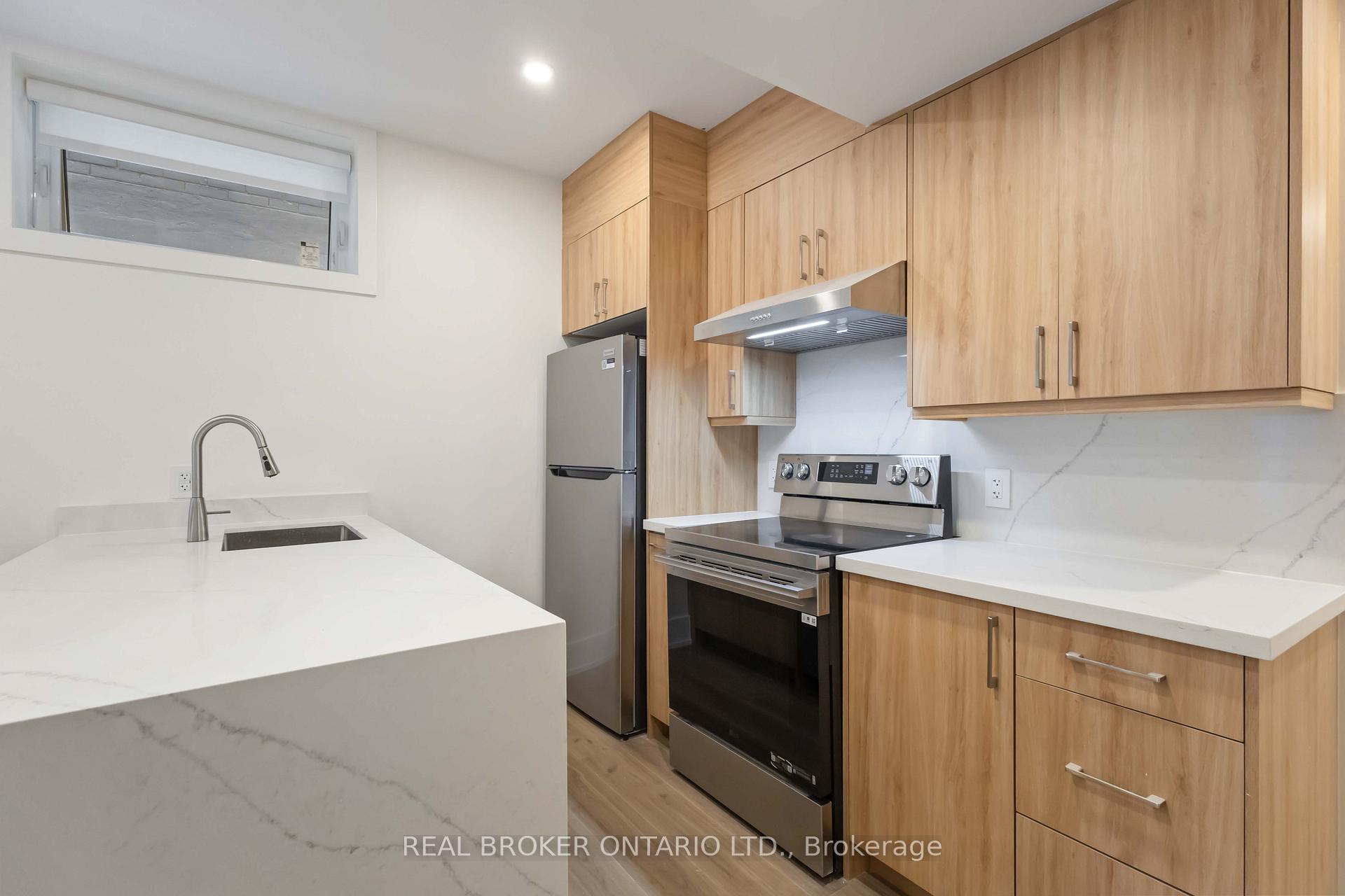 Photo 4 of Unit Unit B, 72 Jones Avenue, Toronto, South Riverdale — HOMEH