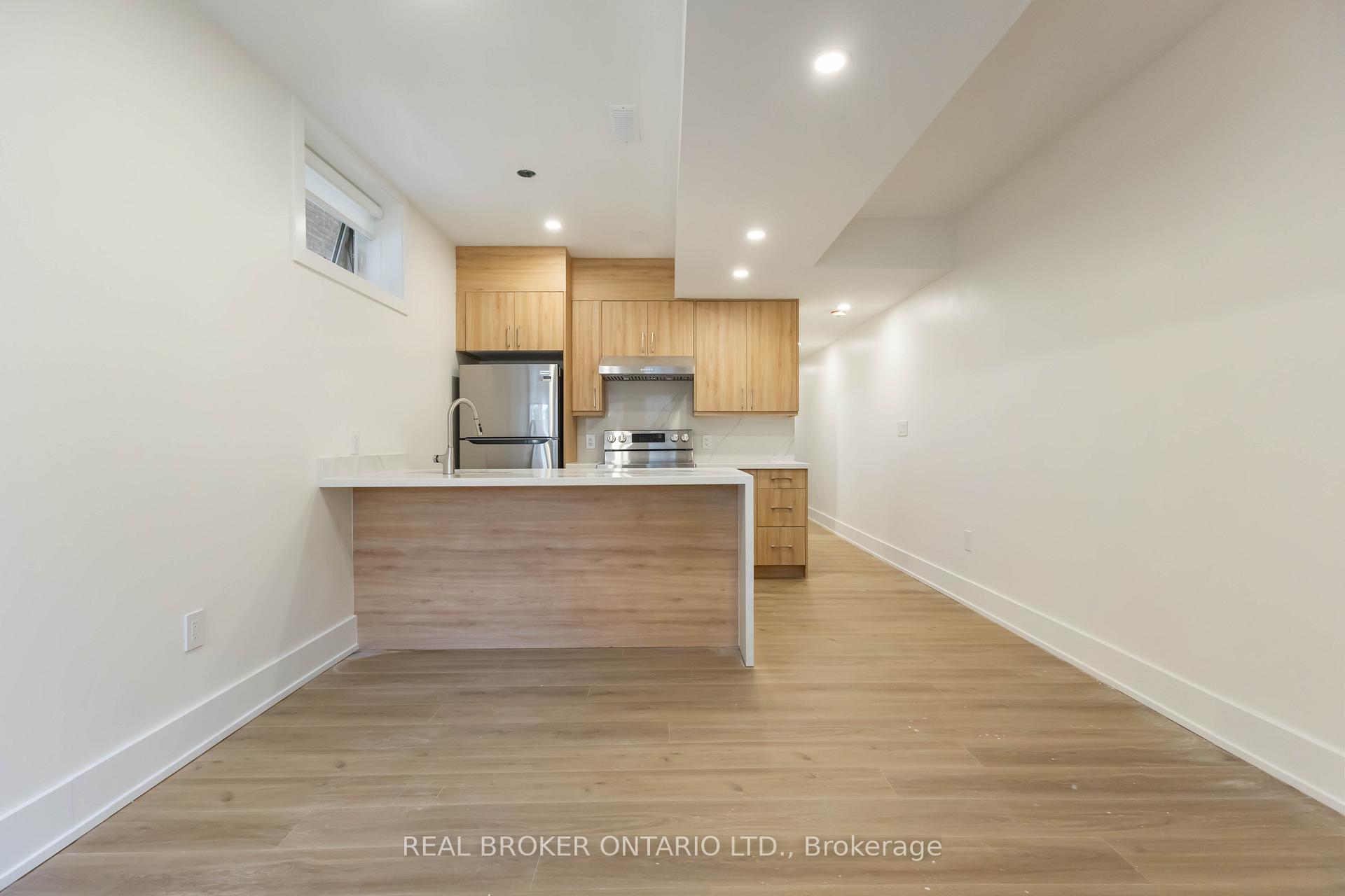 Photo 10 of Unit Unit B, 72 Jones Avenue, Toronto, South Riverdale — HOMEH