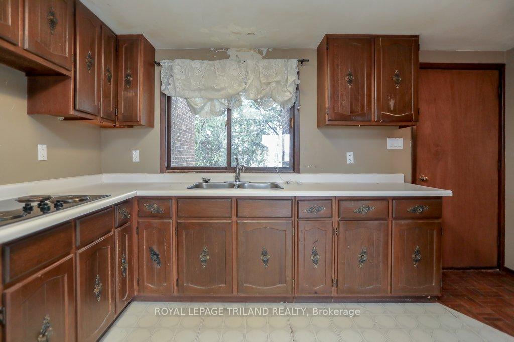 Photo 7 of 4578 Putnam Road, Thames Centre, Crampton — HOMEH