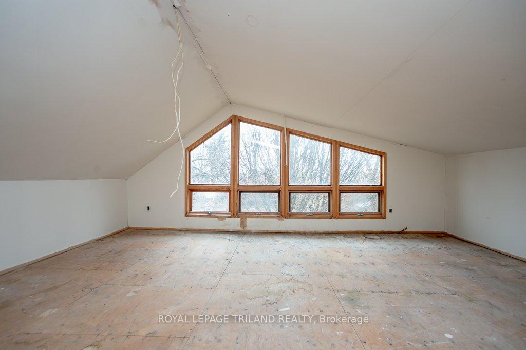 Photo 16 of 4578 Putnam Road, Thames Centre, Crampton — HOMEH