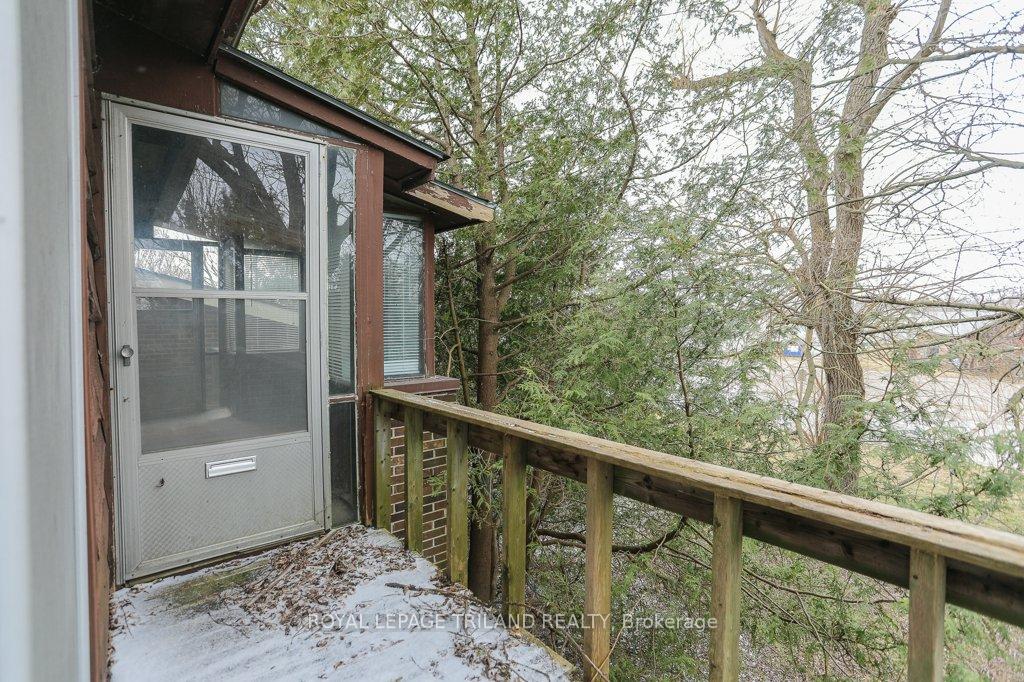 Photo 29 of 4578 Putnam Road, Thames Centre, Crampton — HOMEH
