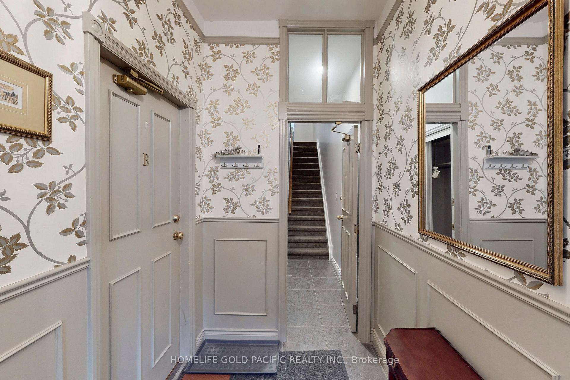 Photo 8 of 129A Winchester Street, Toronto, Cabbagetown-South St. James Town — HOMEH