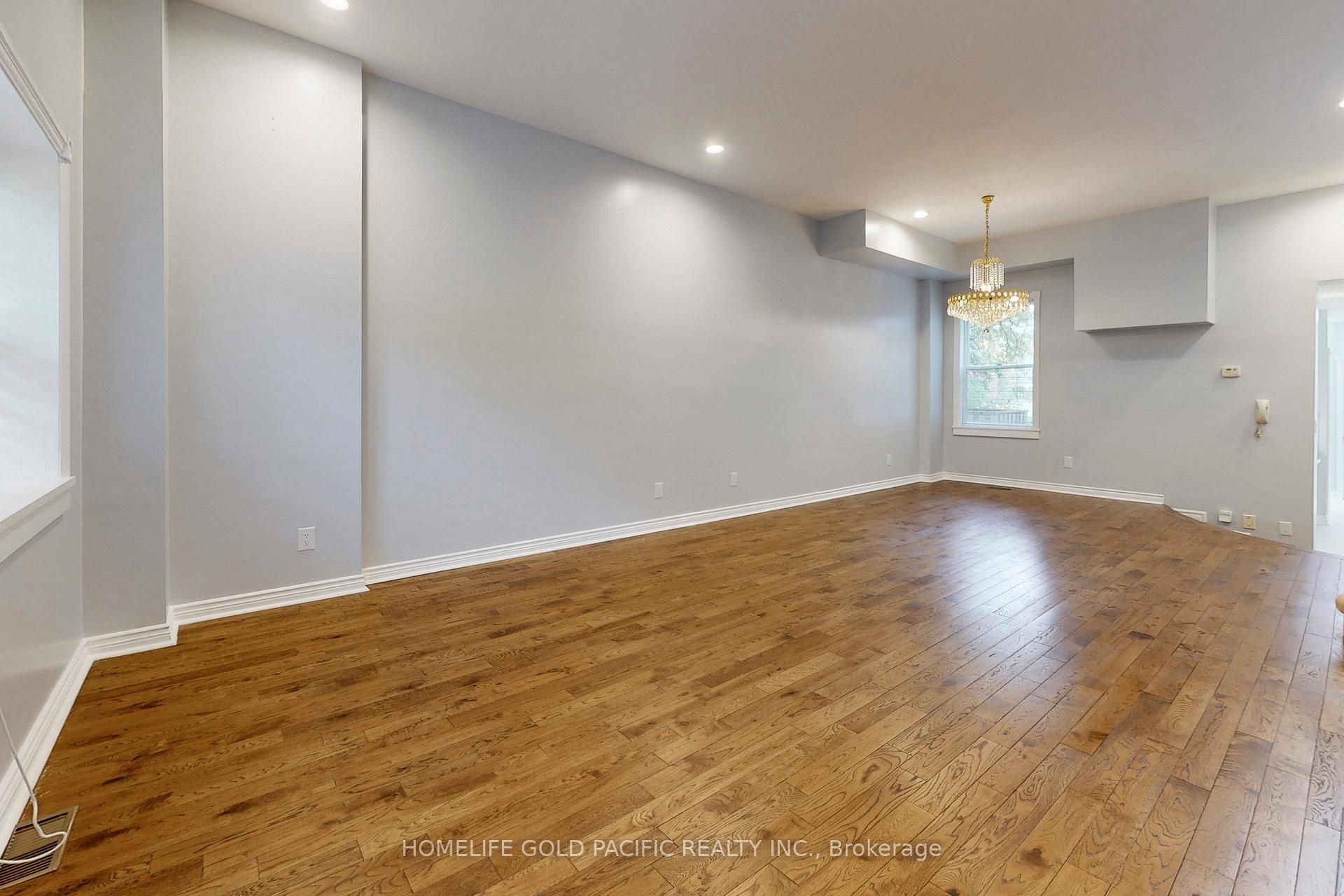 Photo 10 of 129A Winchester Street, Toronto, Cabbagetown-South St. James Town — HOMEH