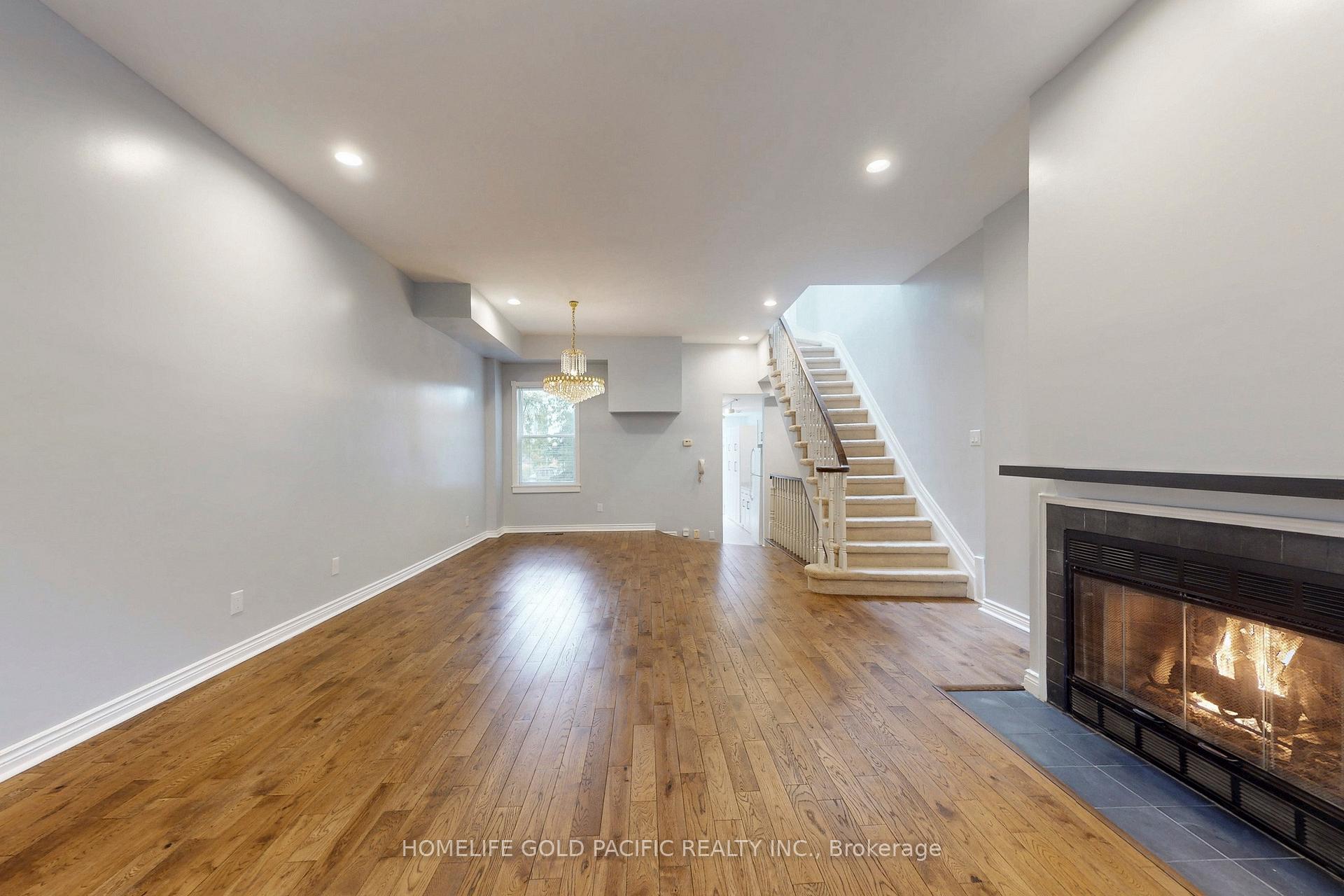 Photo 12 of 129A Winchester Street, Toronto, Cabbagetown-South St. James Town — HOMEH