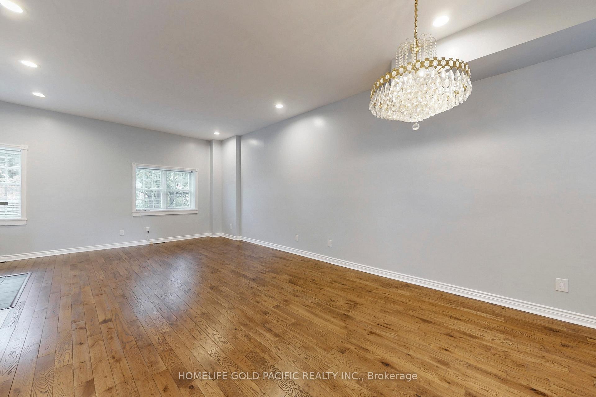 Photo 16 of 129A Winchester Street, Toronto, Cabbagetown-South St. James Town — HOMEH