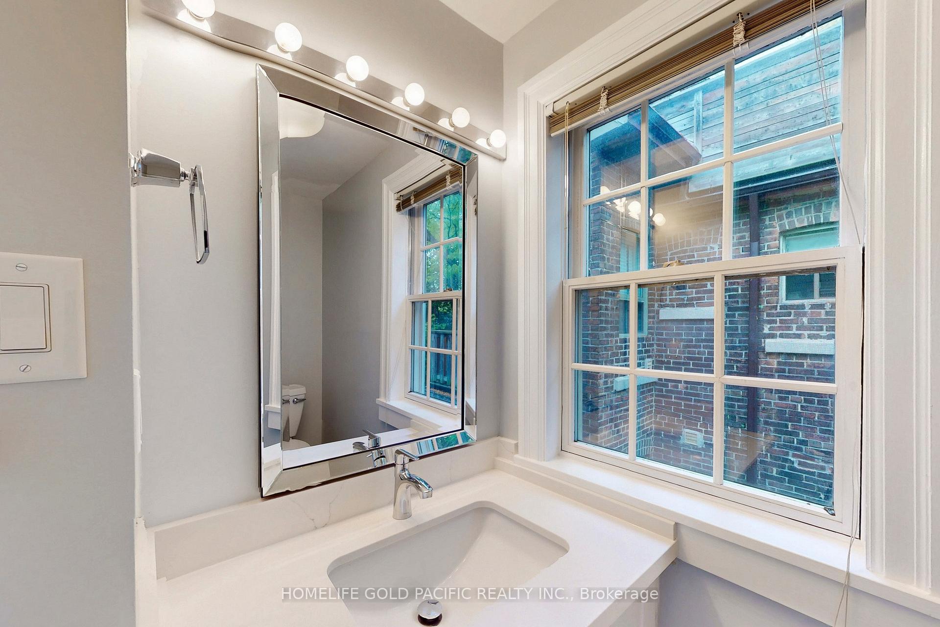 Photo 31 of 129A Winchester Street, Toronto, Cabbagetown-South St. James Town — HOMEH