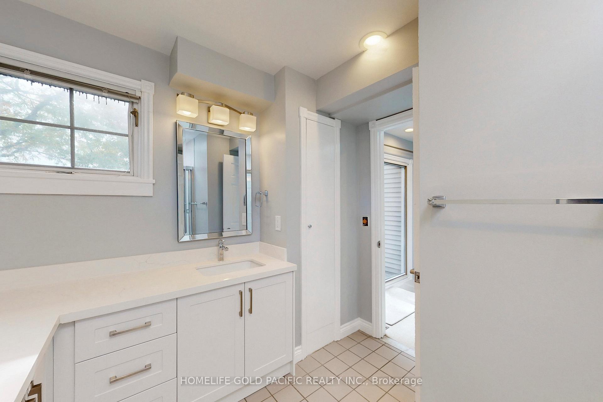 Photo 39 of 129A Winchester Street, Toronto, Cabbagetown-South St. James Town — HOMEH