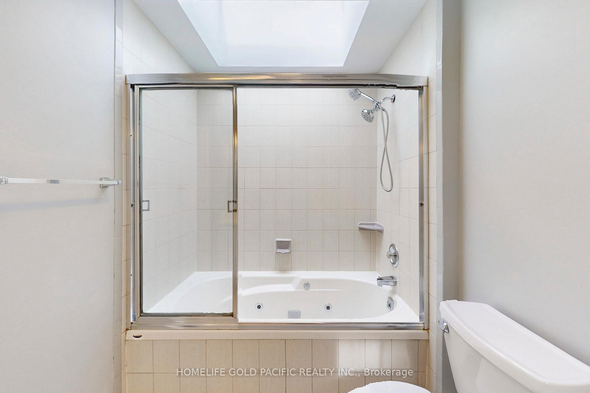Photo 40 of 129A Winchester Street, Toronto, Cabbagetown-South St. James Town — HOMEH