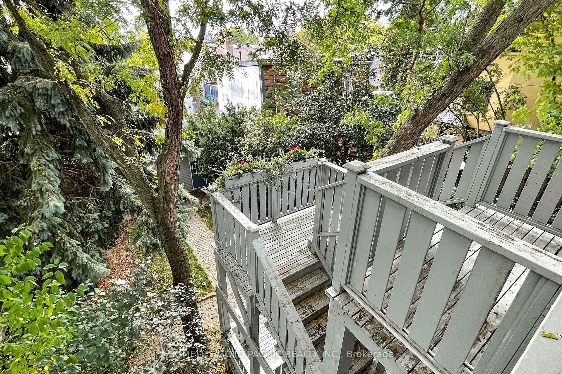 Photo 46 of 129A Winchester Street, Toronto, Cabbagetown-South St. James Town — HOMEH