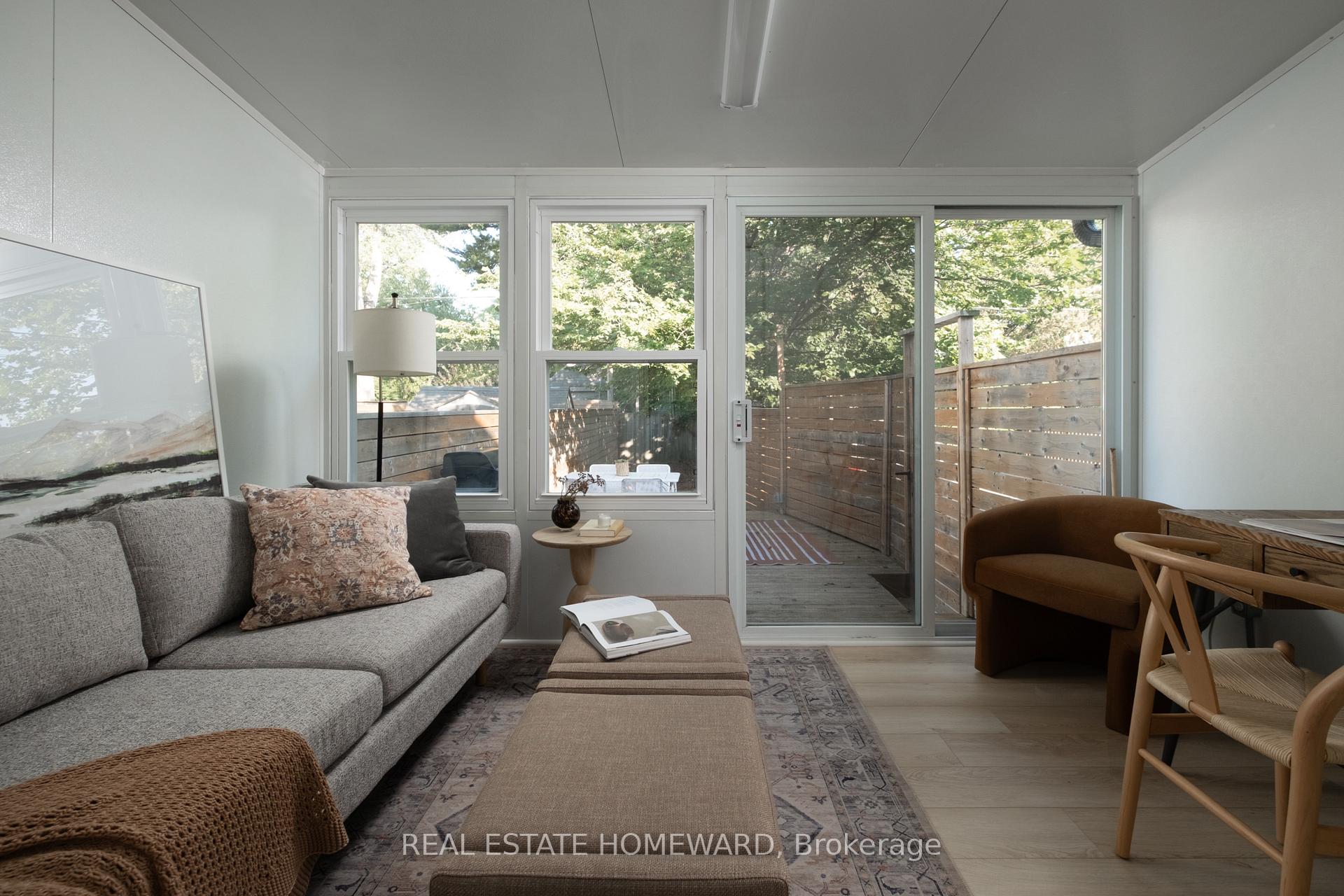 Photo 13 of 674 Sammon Avenue, Toronto, Danforth Village-East York — HOMEH