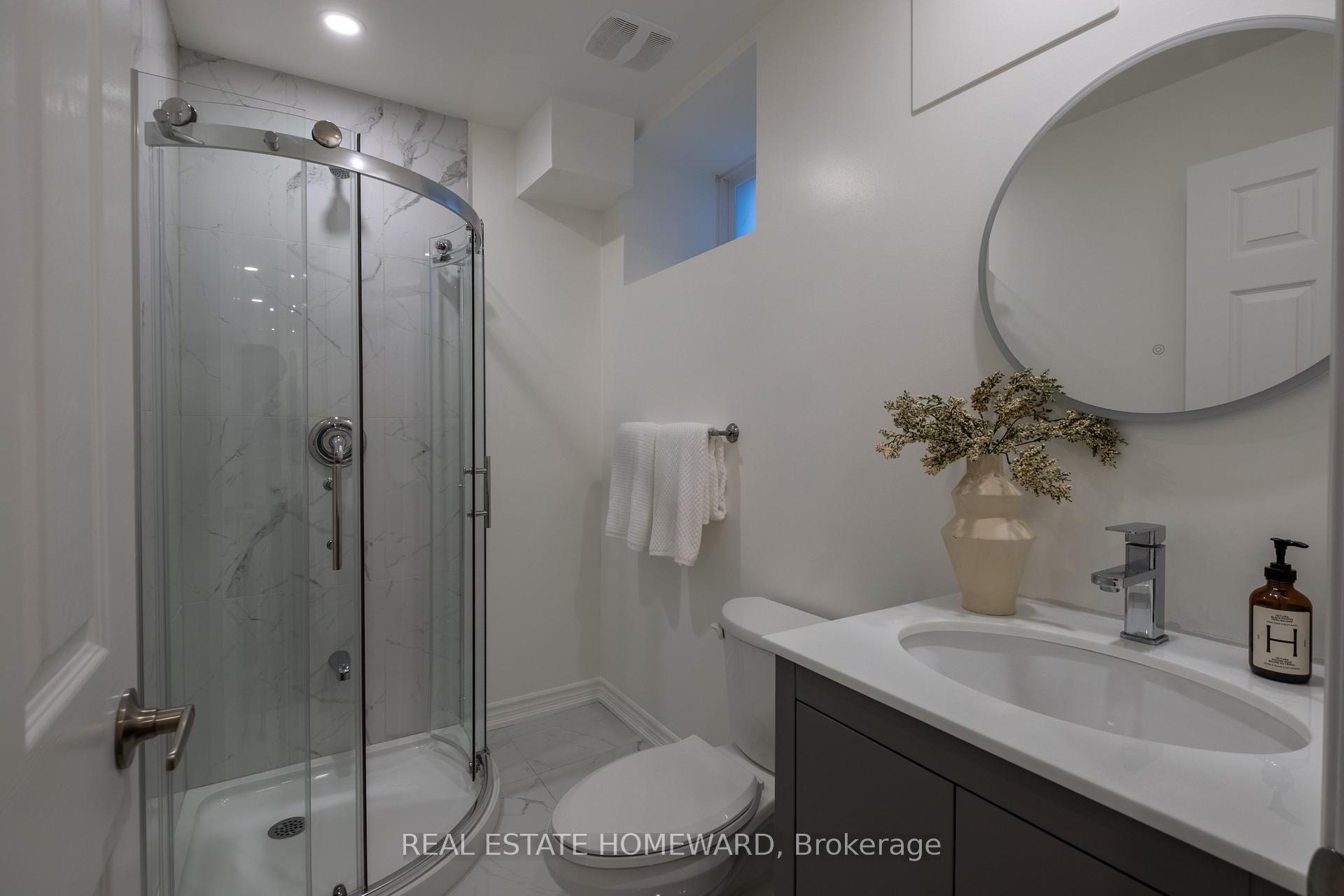 Photo 33 of 674 Sammon Avenue, Toronto, Danforth Village-East York — HOMEH