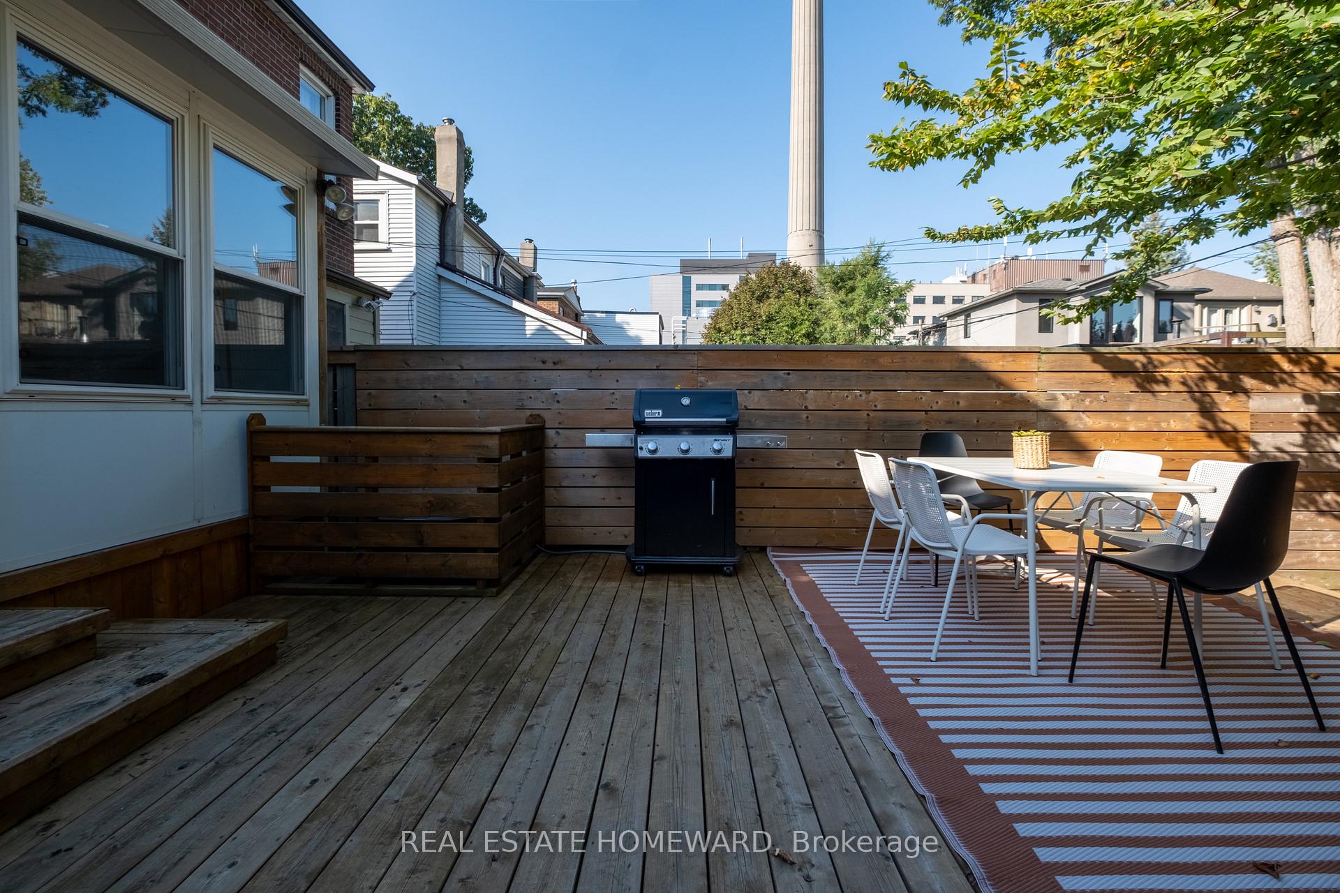 Photo 37 of 674 Sammon Avenue, Toronto, Danforth Village-East York — HOMEH