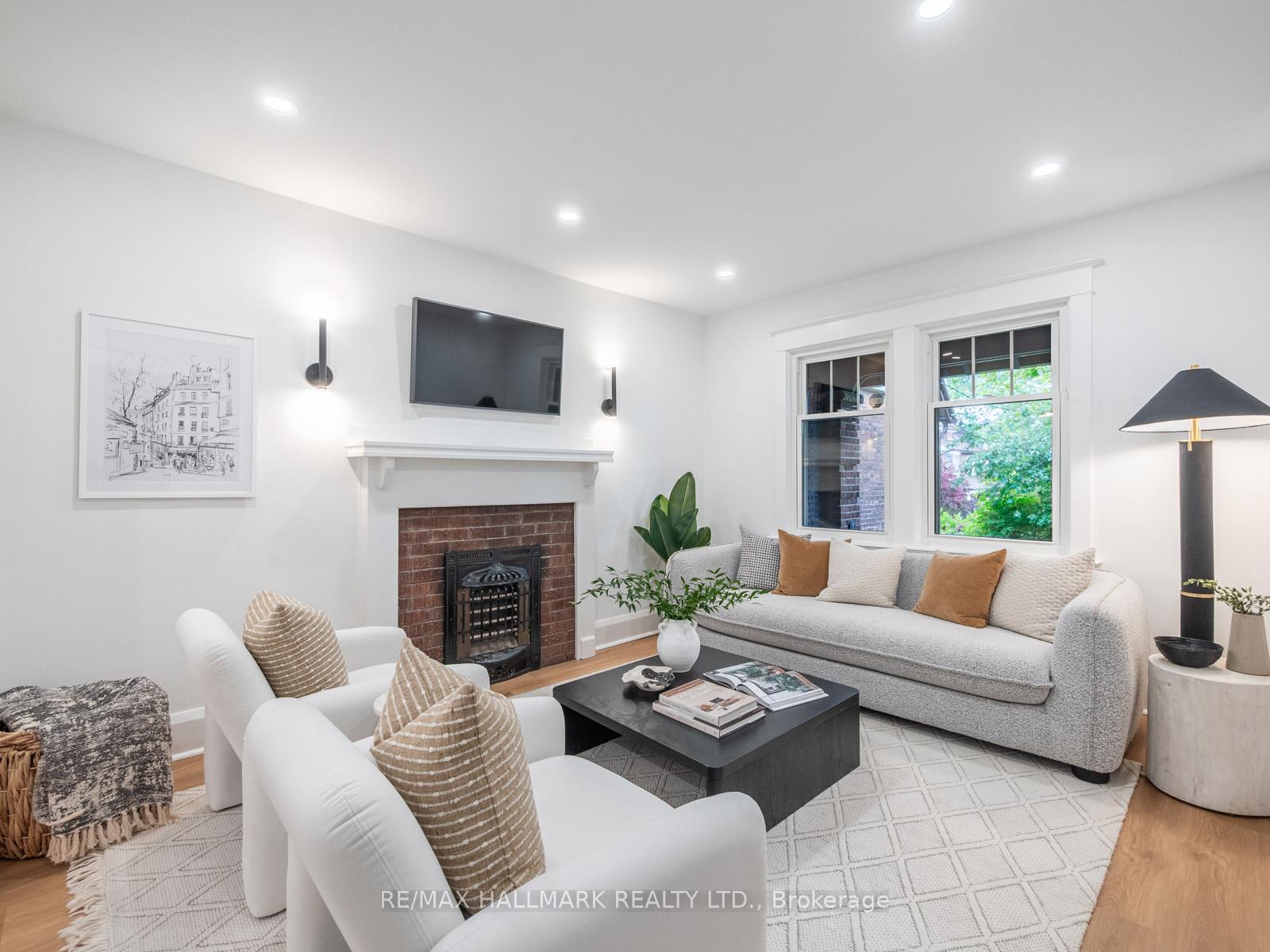 Photo 3 of 48 Millbrook Crescent, Toronto, North Riverdale — HOMEH