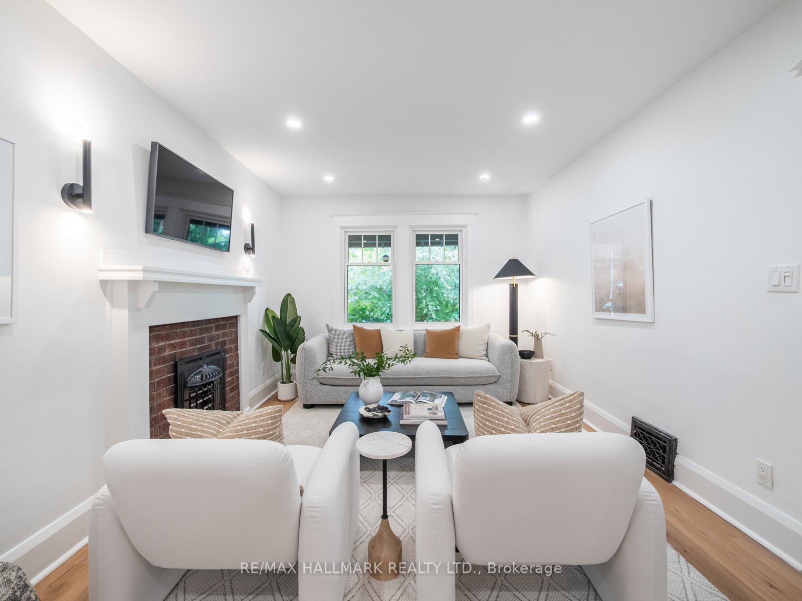 Photo 5 of 48 Millbrook Crescent, Toronto, North Riverdale — HOMEH