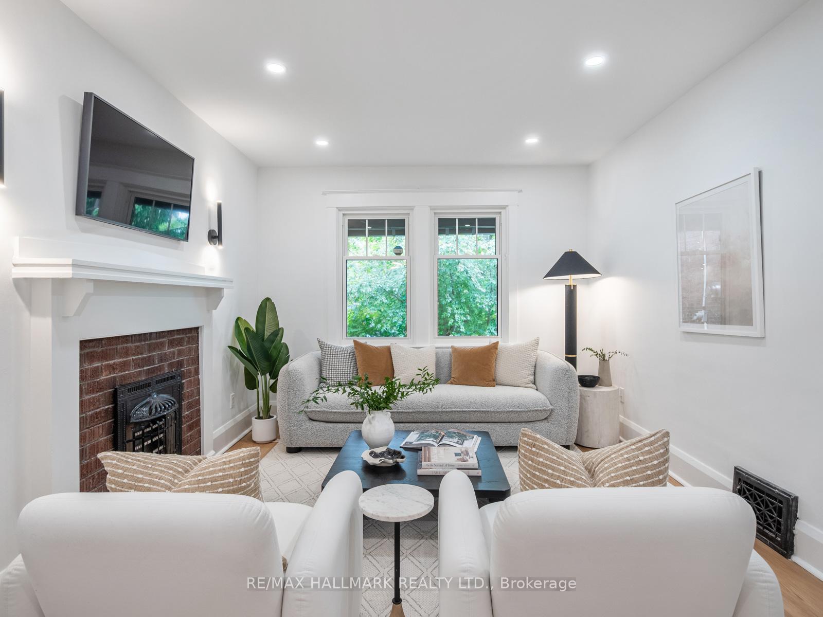 Photo 6 of 48 Millbrook Crescent, Toronto, North Riverdale — HOMEH