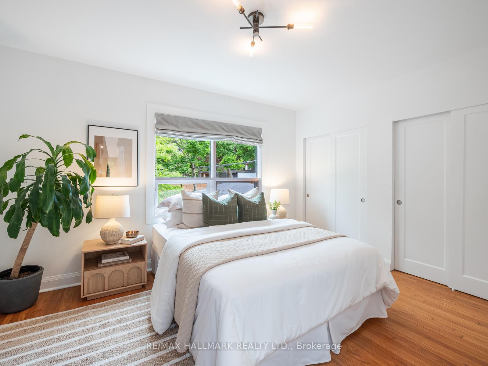 Photo 23 of 48 Millbrook Crescent, Toronto, North Riverdale — HOMEH