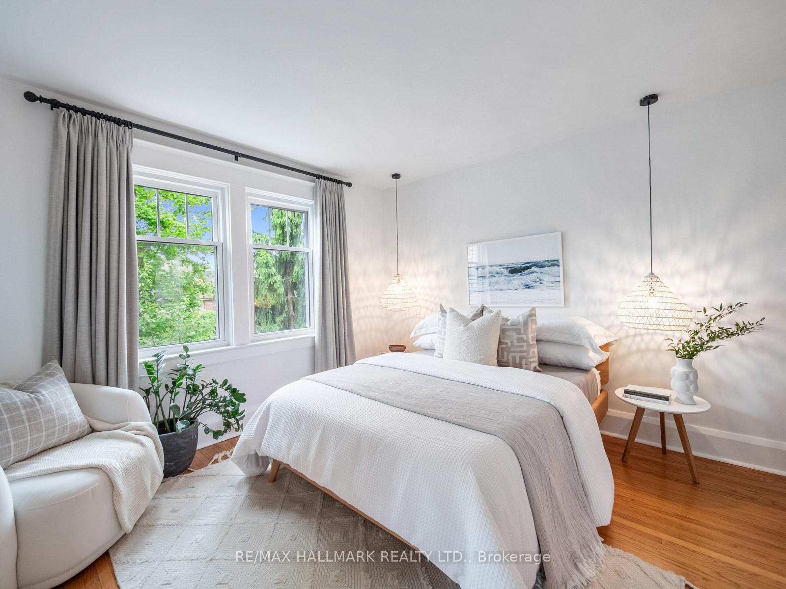 Photo 33 of 48 Millbrook Crescent, Toronto, North Riverdale — HOMEH