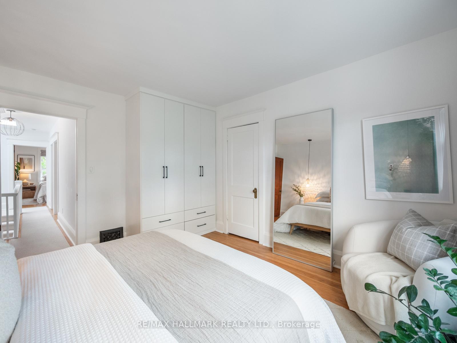 Photo 35 of 48 Millbrook Crescent, Toronto, North Riverdale — HOMEH