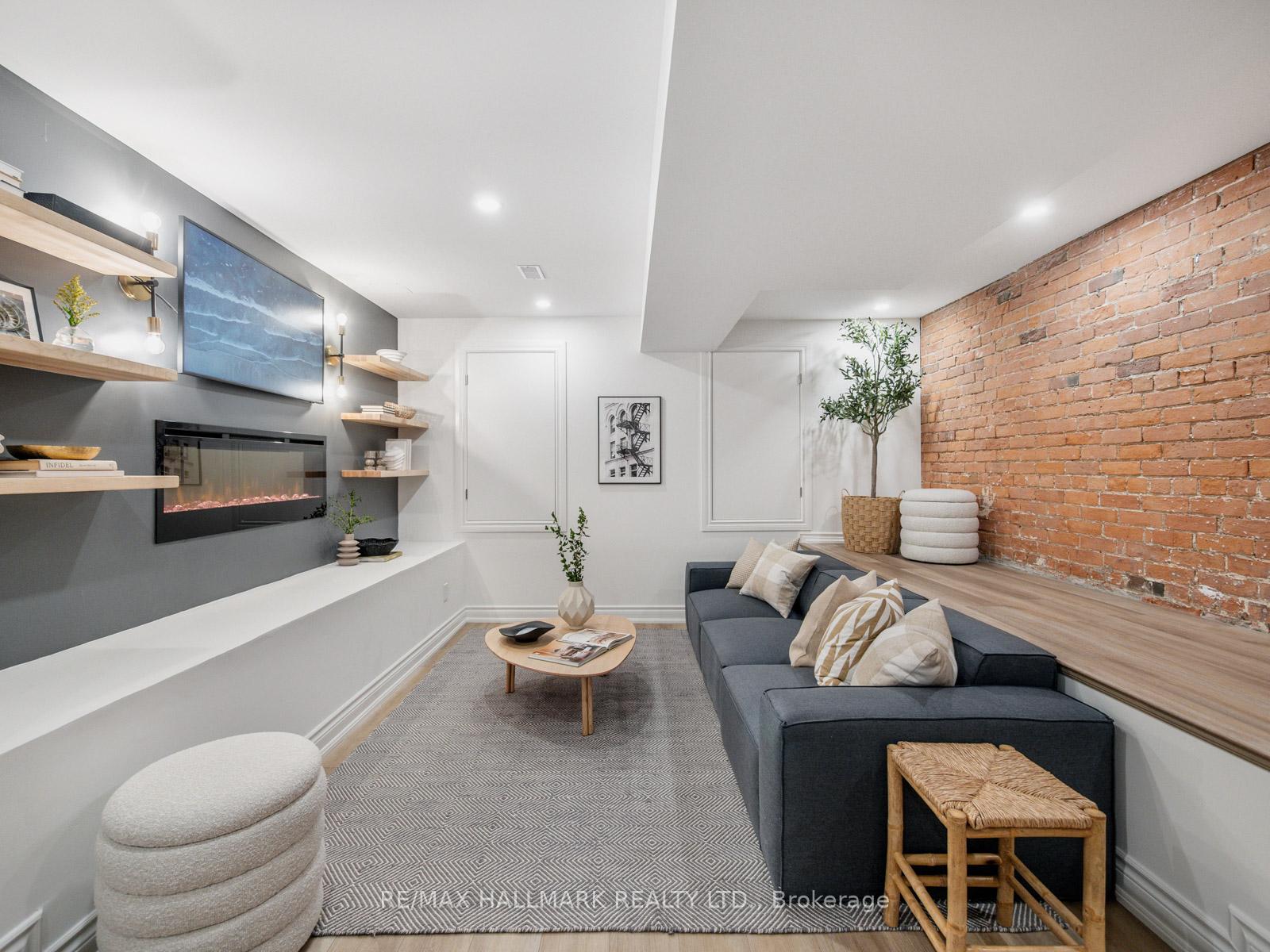 Photo 38 of 48 Millbrook Crescent, Toronto, North Riverdale — HOMEH