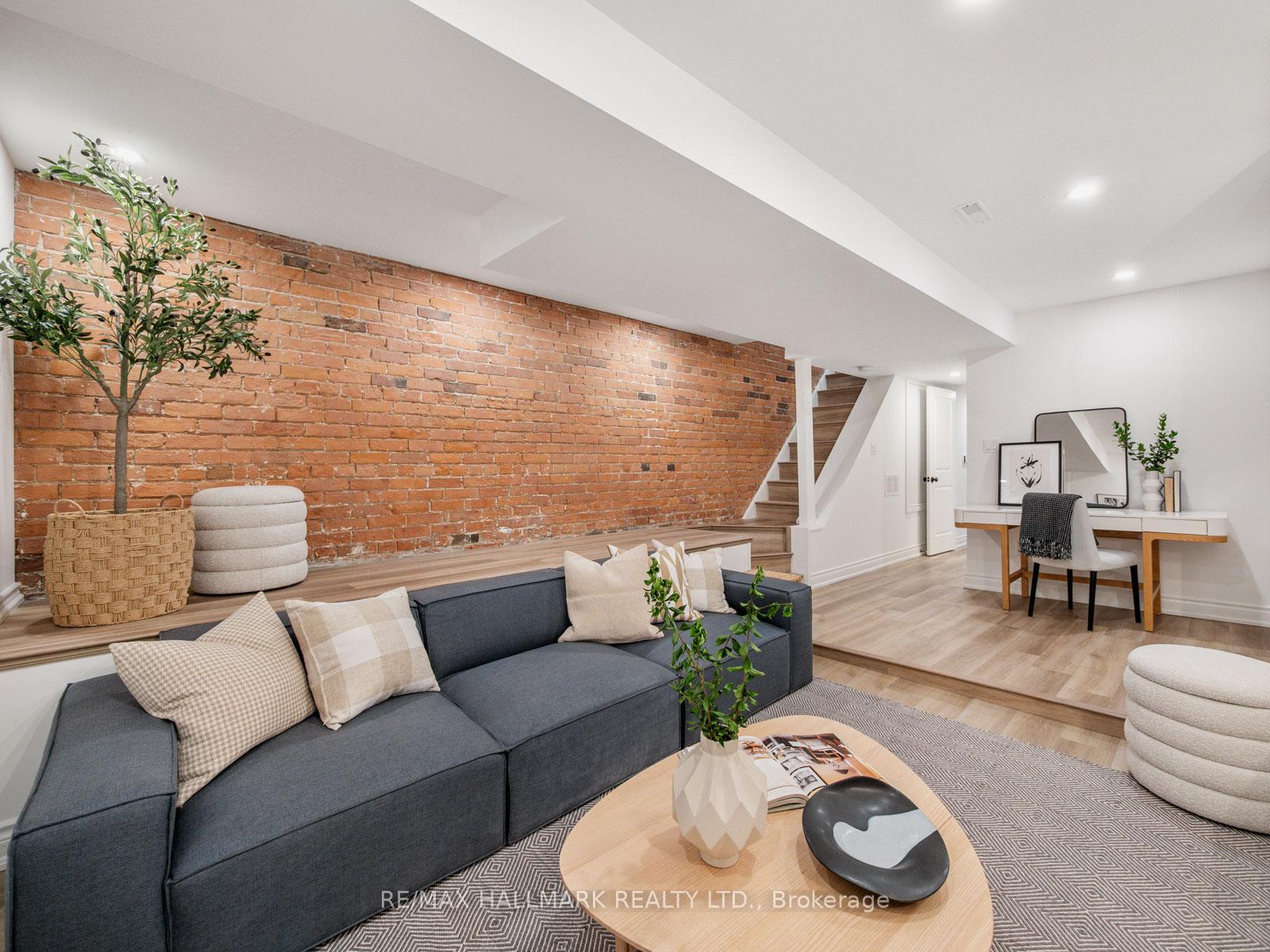 Photo 40 of 48 Millbrook Crescent, Toronto, North Riverdale — HOMEH