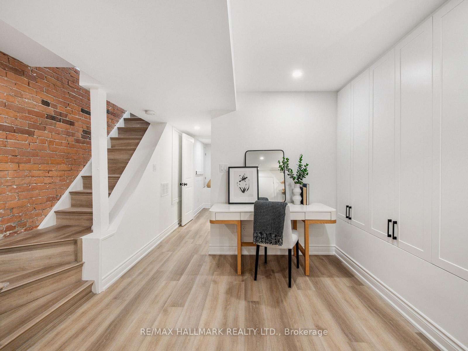 Photo 41 of 48 Millbrook Crescent, Toronto, North Riverdale — HOMEH