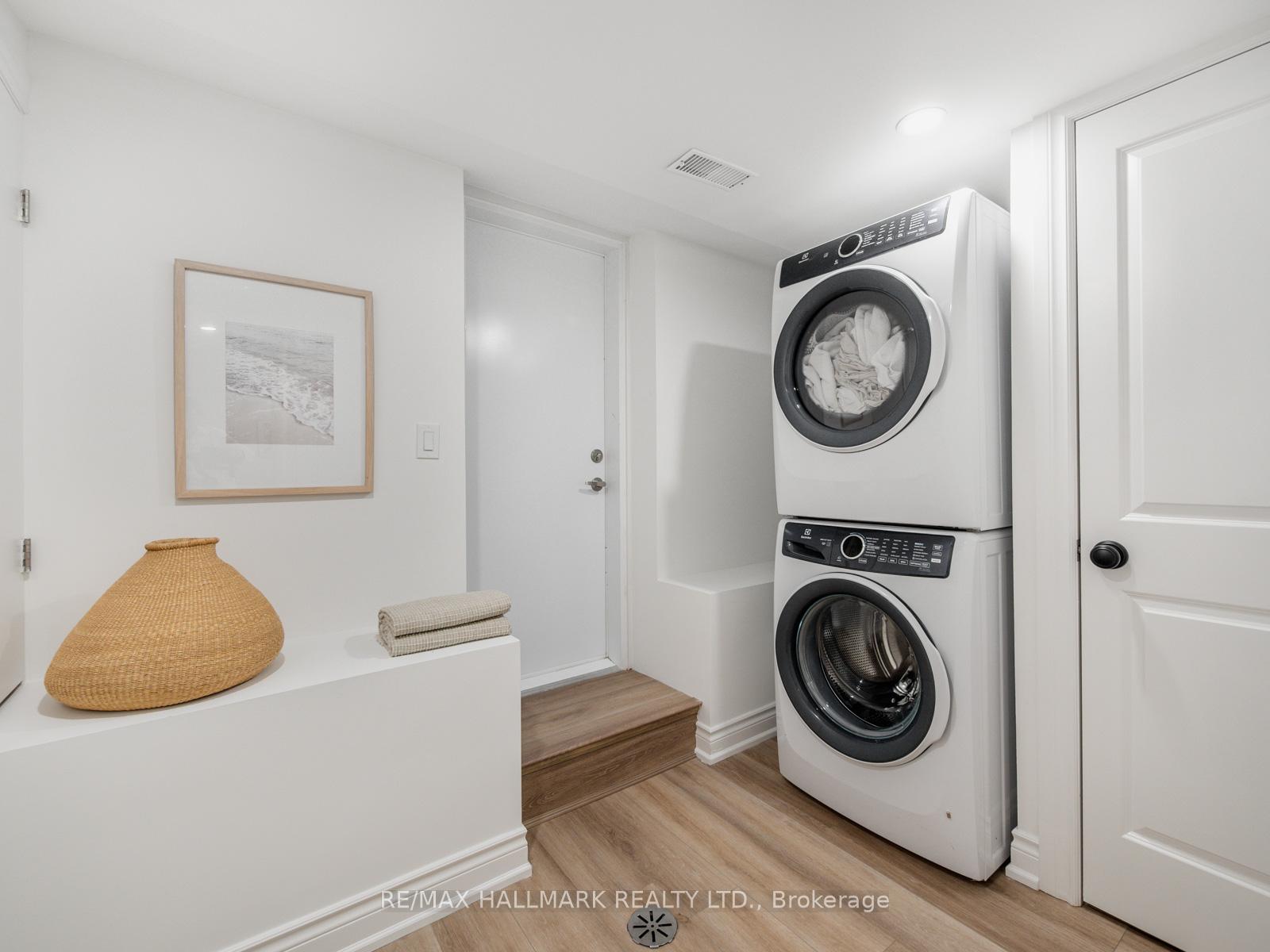 Photo 44 of 48 Millbrook Crescent, Toronto, North Riverdale — HOMEH