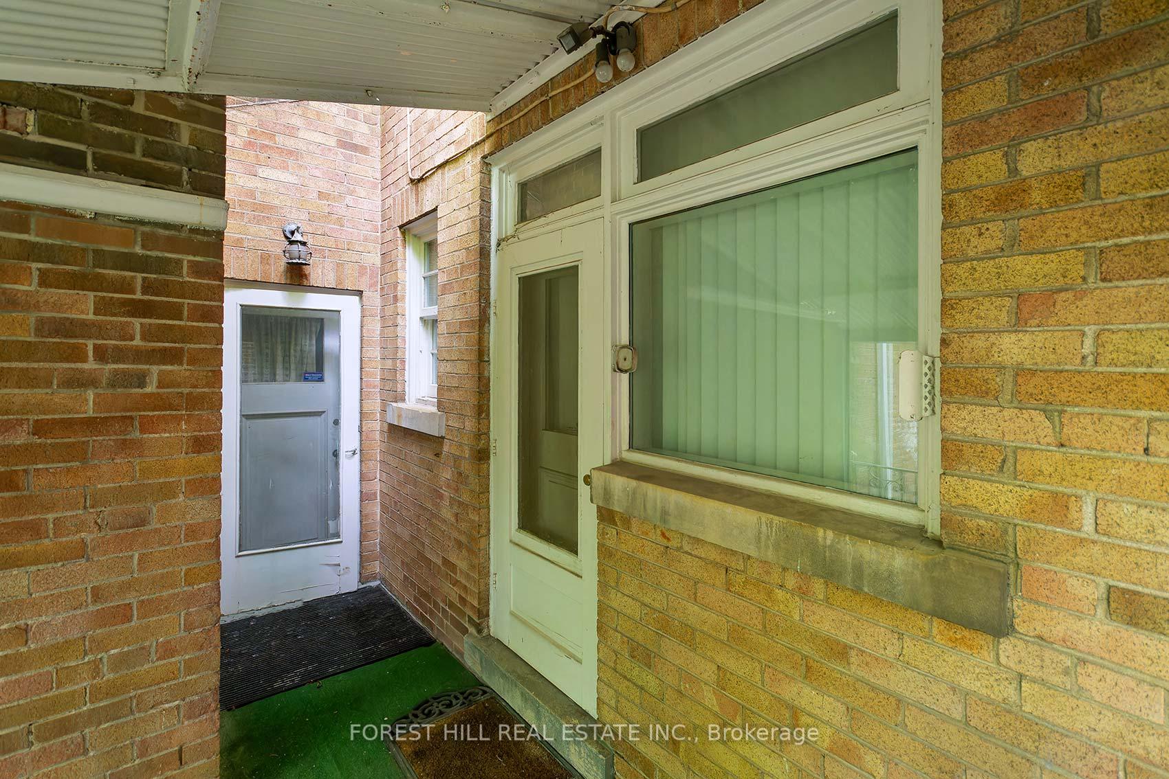 Photo 14 of 65 Heathdale Road, Toronto, Humewood-Cedarvale — HOMEH