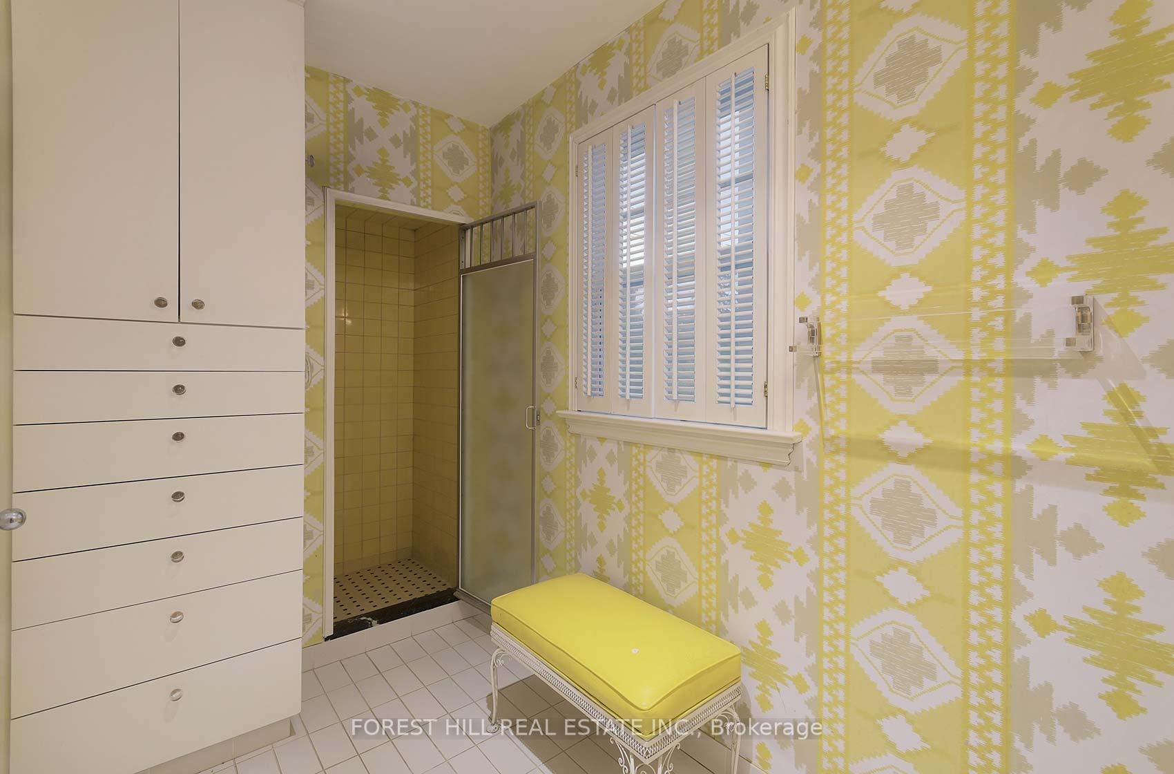 Photo 24 of 65 Heathdale Road, Toronto, Humewood-Cedarvale — HOMEH