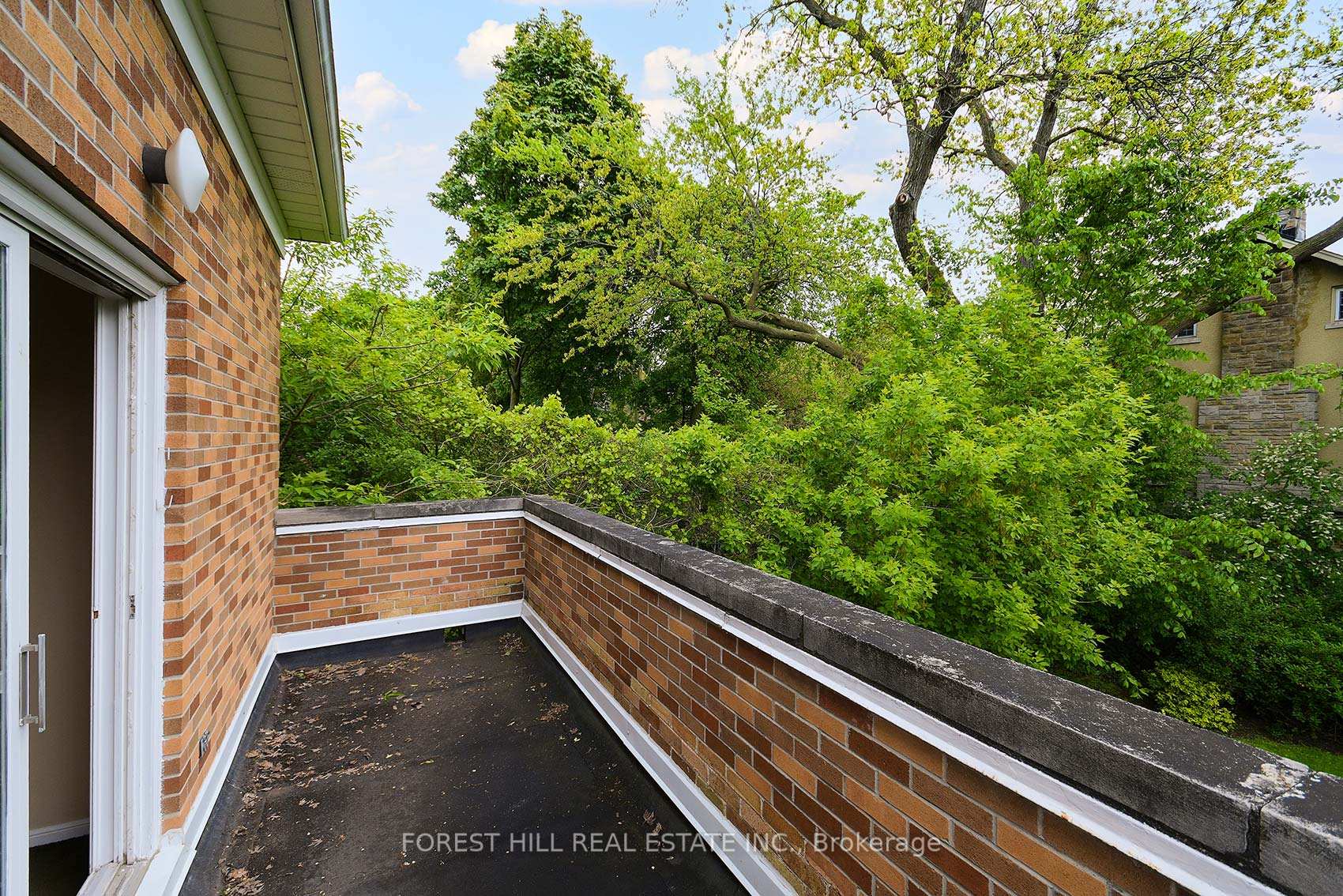 Photo 32 of 65 Heathdale Road, Toronto, Humewood-Cedarvale — HOMEH