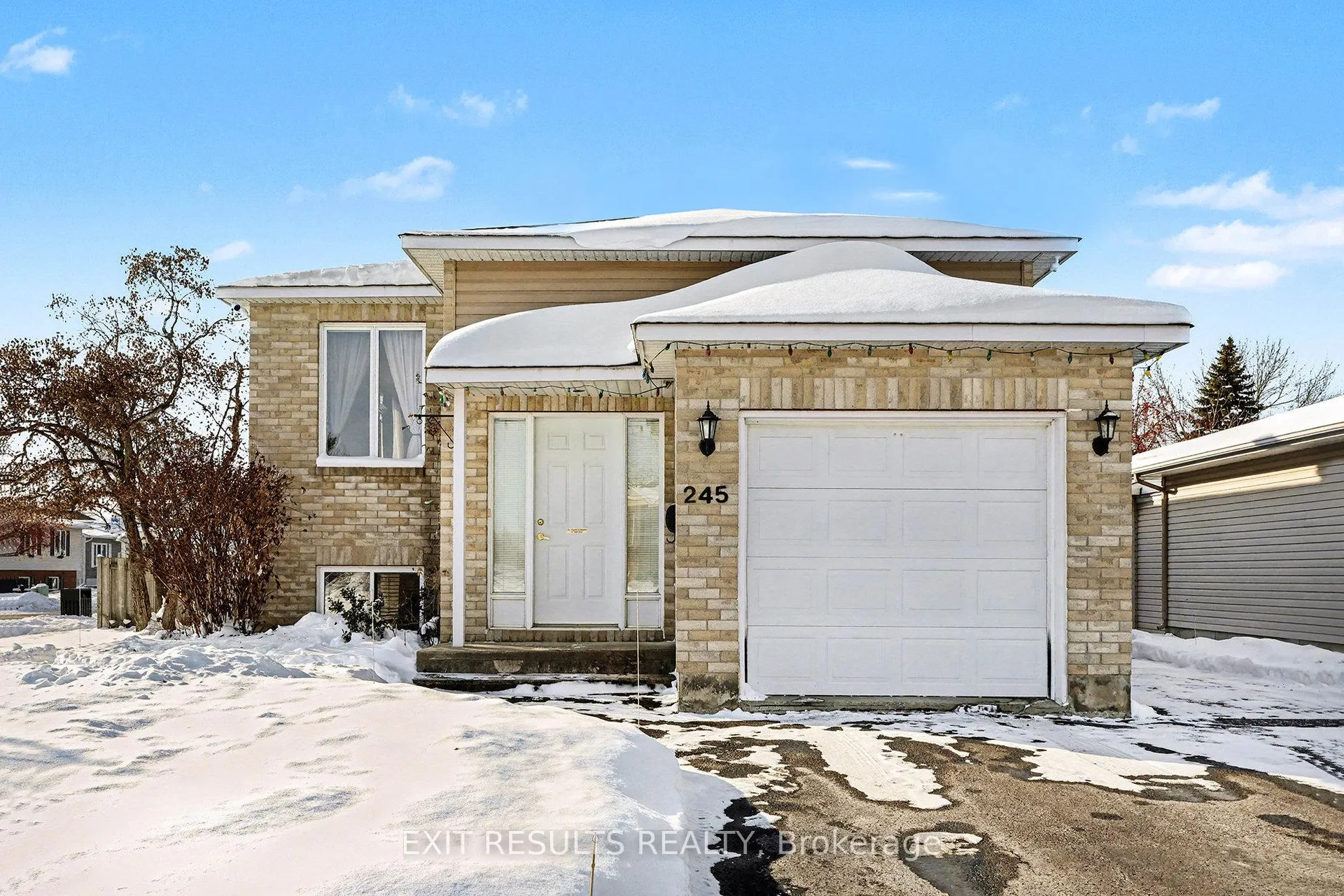 Photo 2 of 245 Ivan Crescent, Cornwall — HOMEH