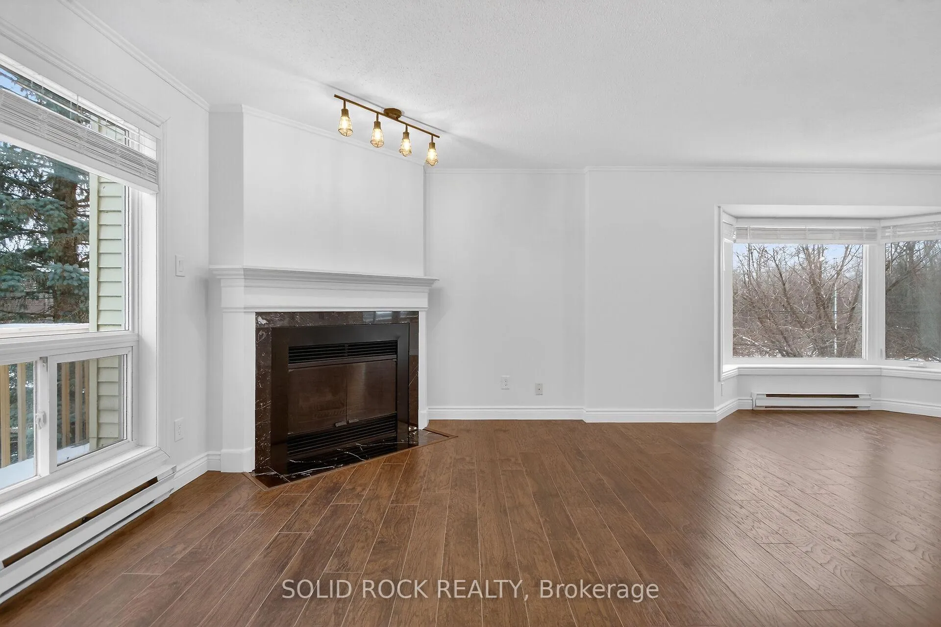 Photo 12 of Unit 35, 360 Briston Private, Ottawa, Hunt Club Park — HOMEH