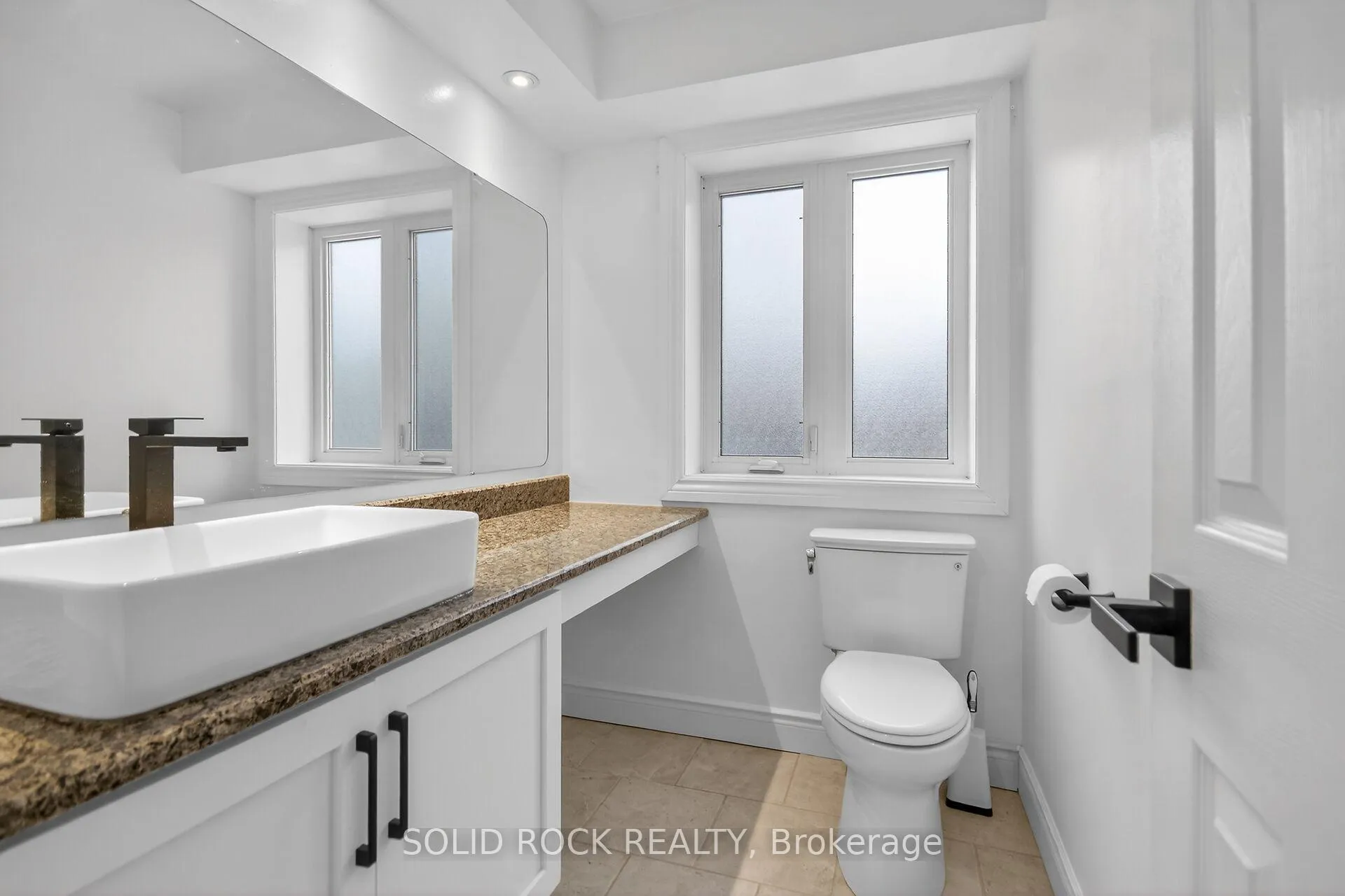Photo 16 of Unit 35, 360 Briston Private, Ottawa, Hunt Club Park — HOMEH