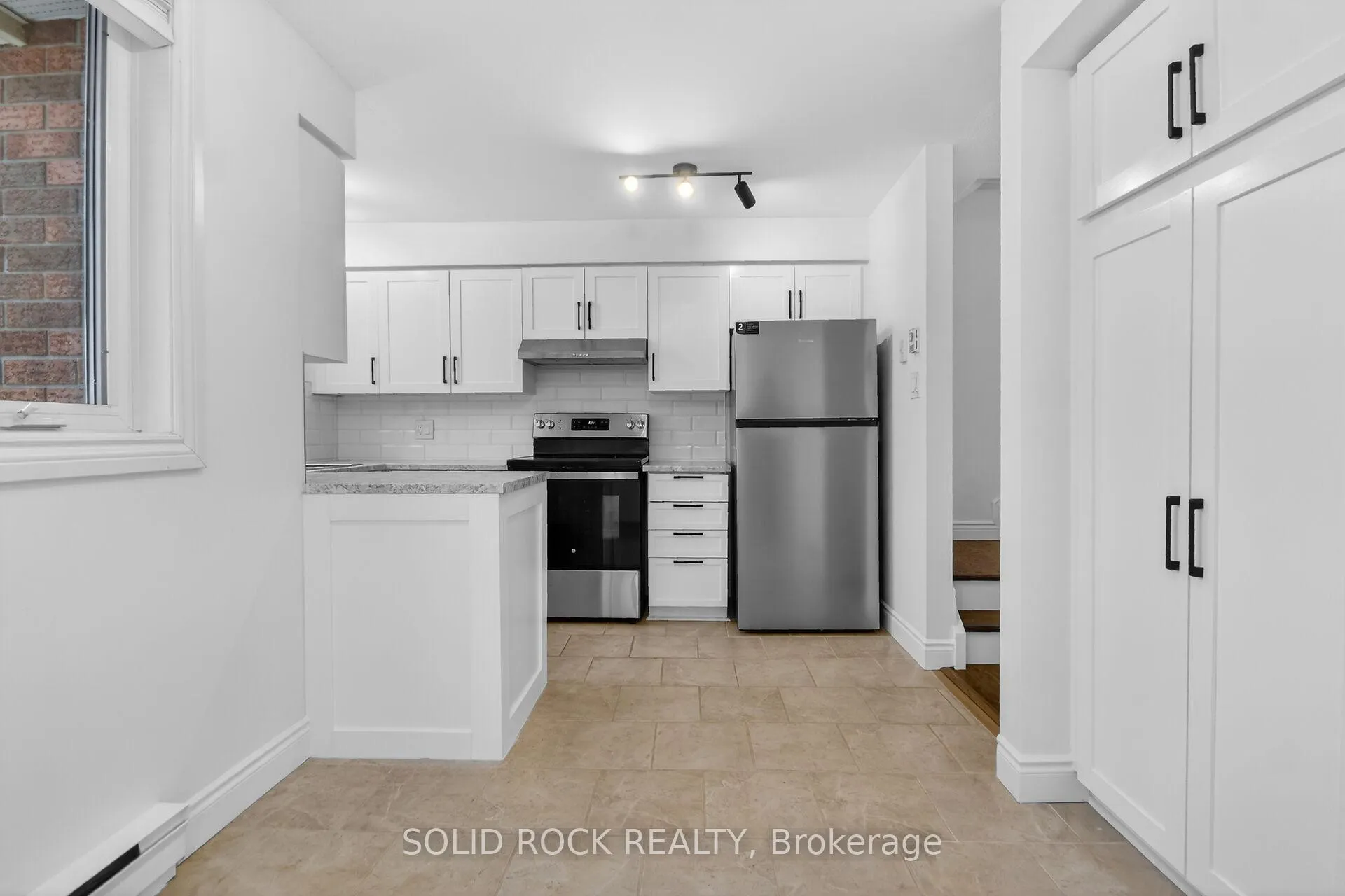 Photo 22 of Unit 35, 360 Briston Private, Ottawa, Hunt Club Park — HOMEH