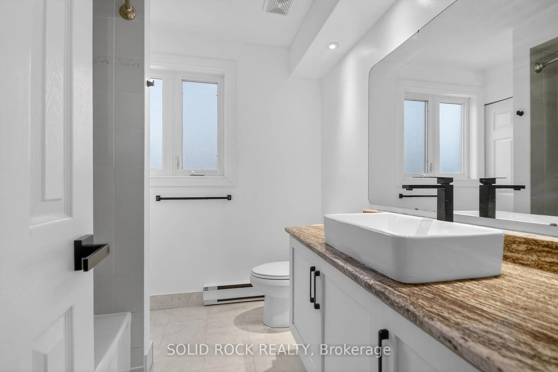 Photo 31 of Unit 35, 360 Briston Private, Ottawa, Hunt Club Park — HOMEH