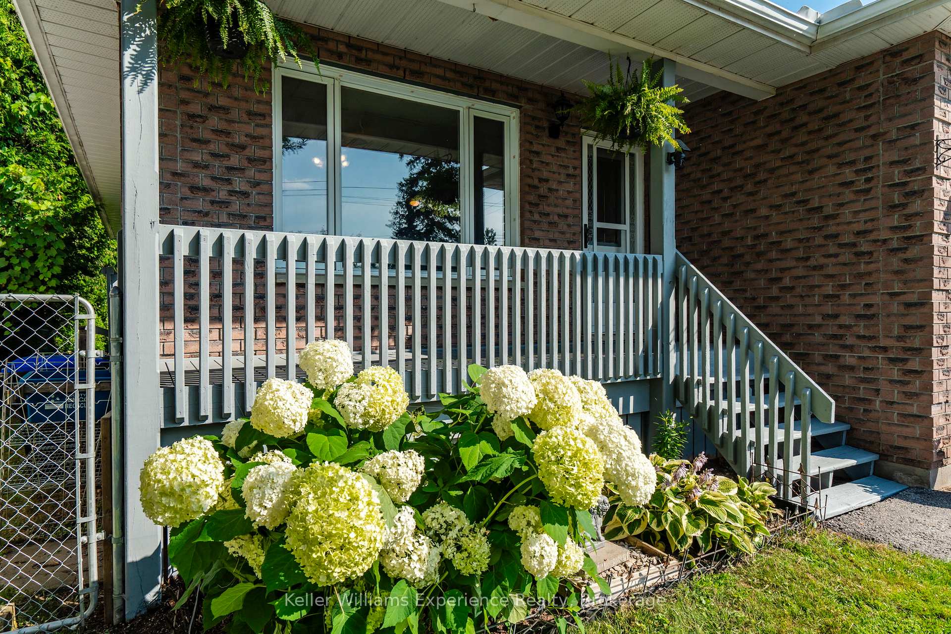 Front of 308 Assiniboia Street