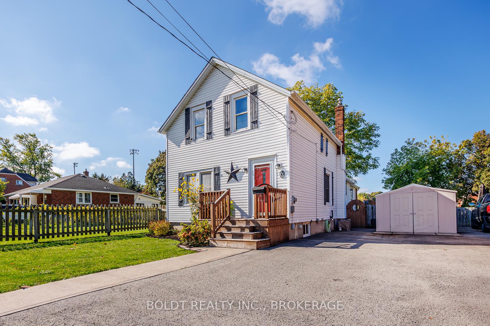 Photo 1 of 73 Chapel Street N, Thorold, Thorold Downtown — HOMEH
