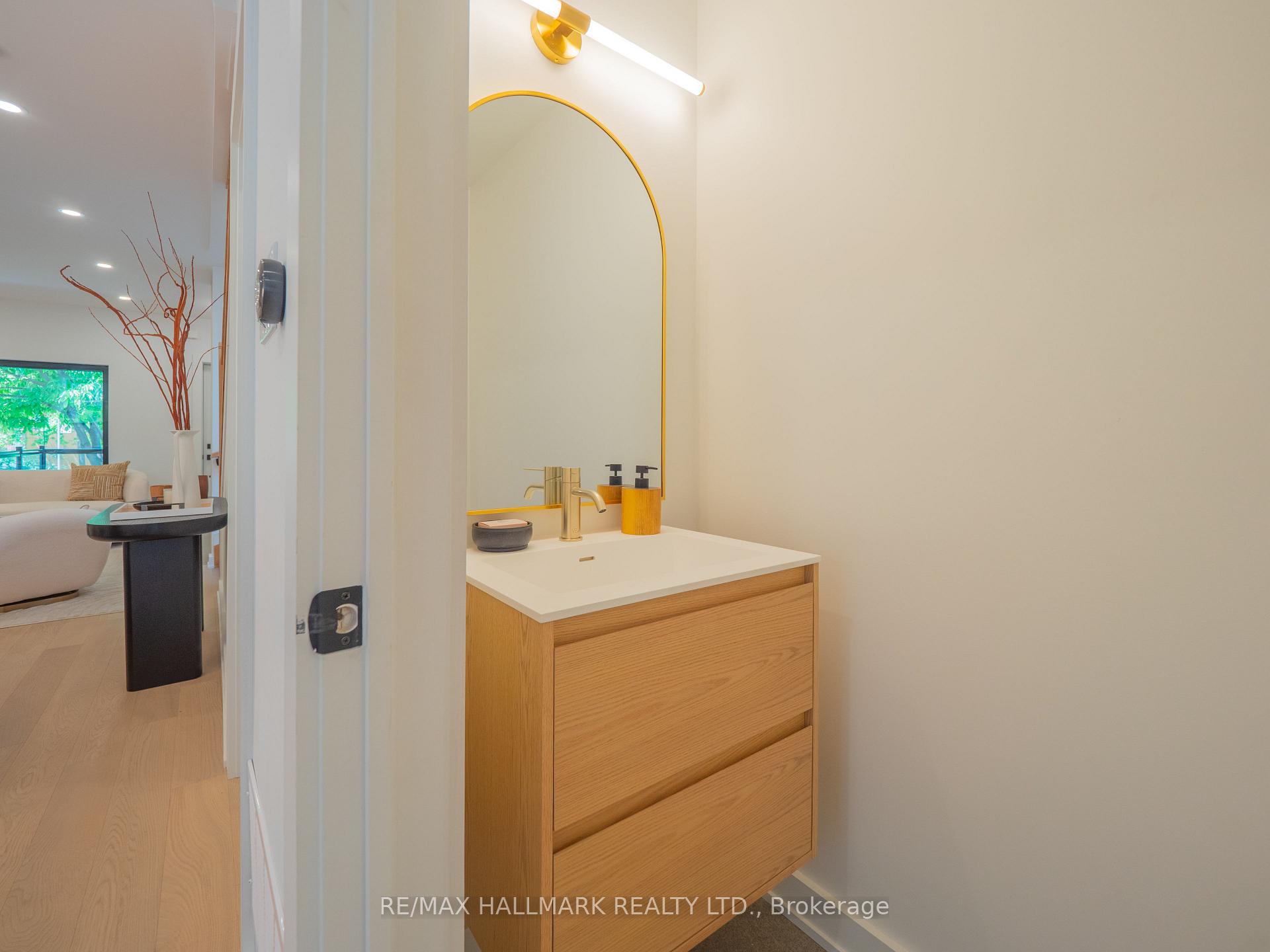 Photo 14 of 43 Boston Avenue, Toronto, South Riverdale — HOMEH