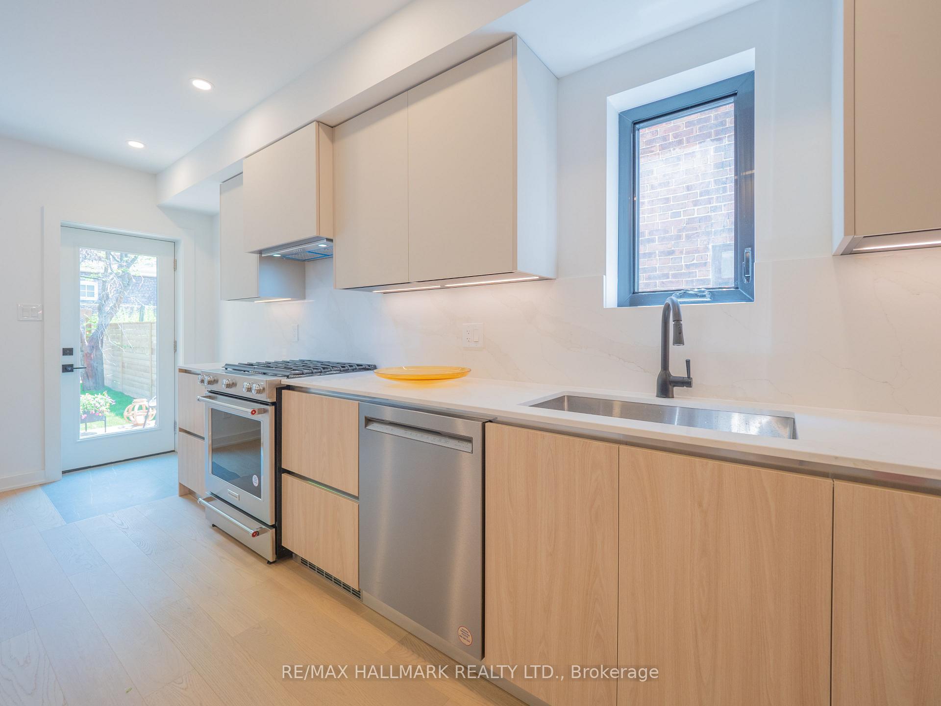 Photo 17 of 43 Boston Avenue, Toronto, South Riverdale — HOMEH