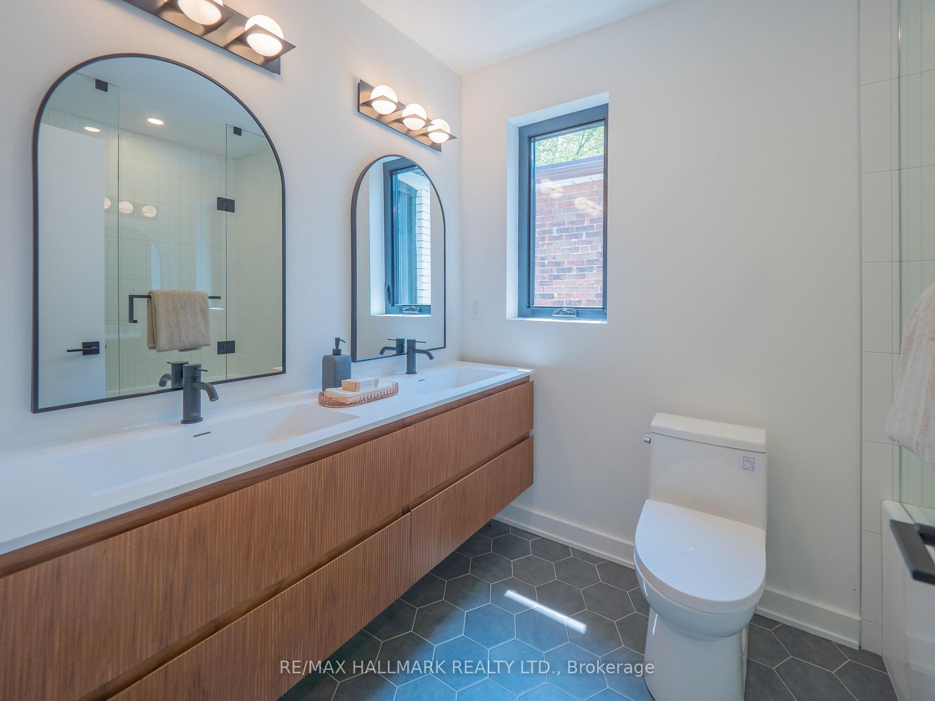 Photo 33 of 43 Boston Avenue, Toronto, South Riverdale — HOMEH