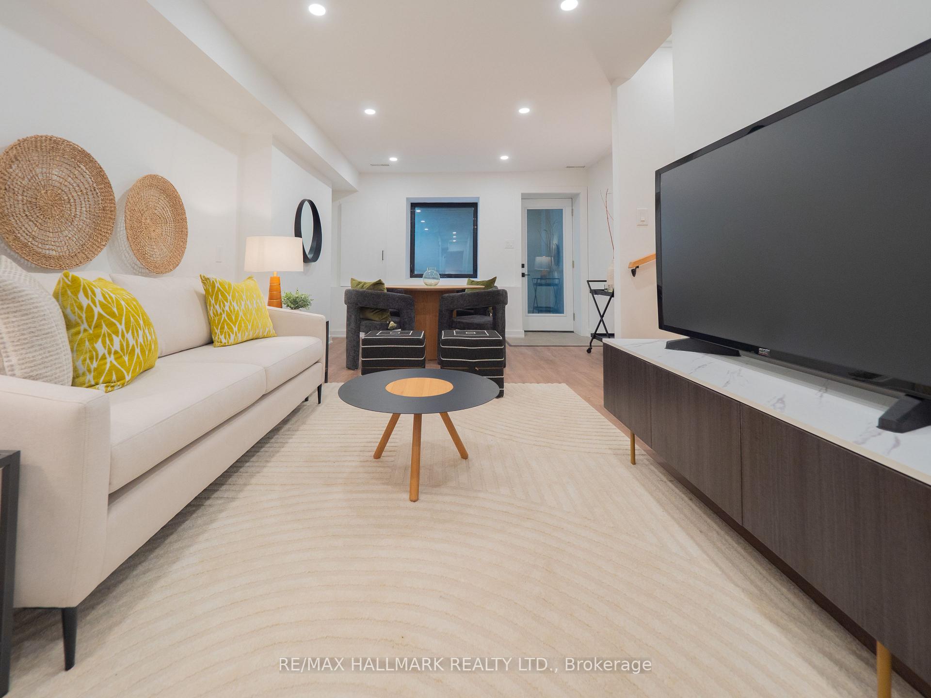 Photo 38 of 43 Boston Avenue, Toronto, South Riverdale — HOMEH