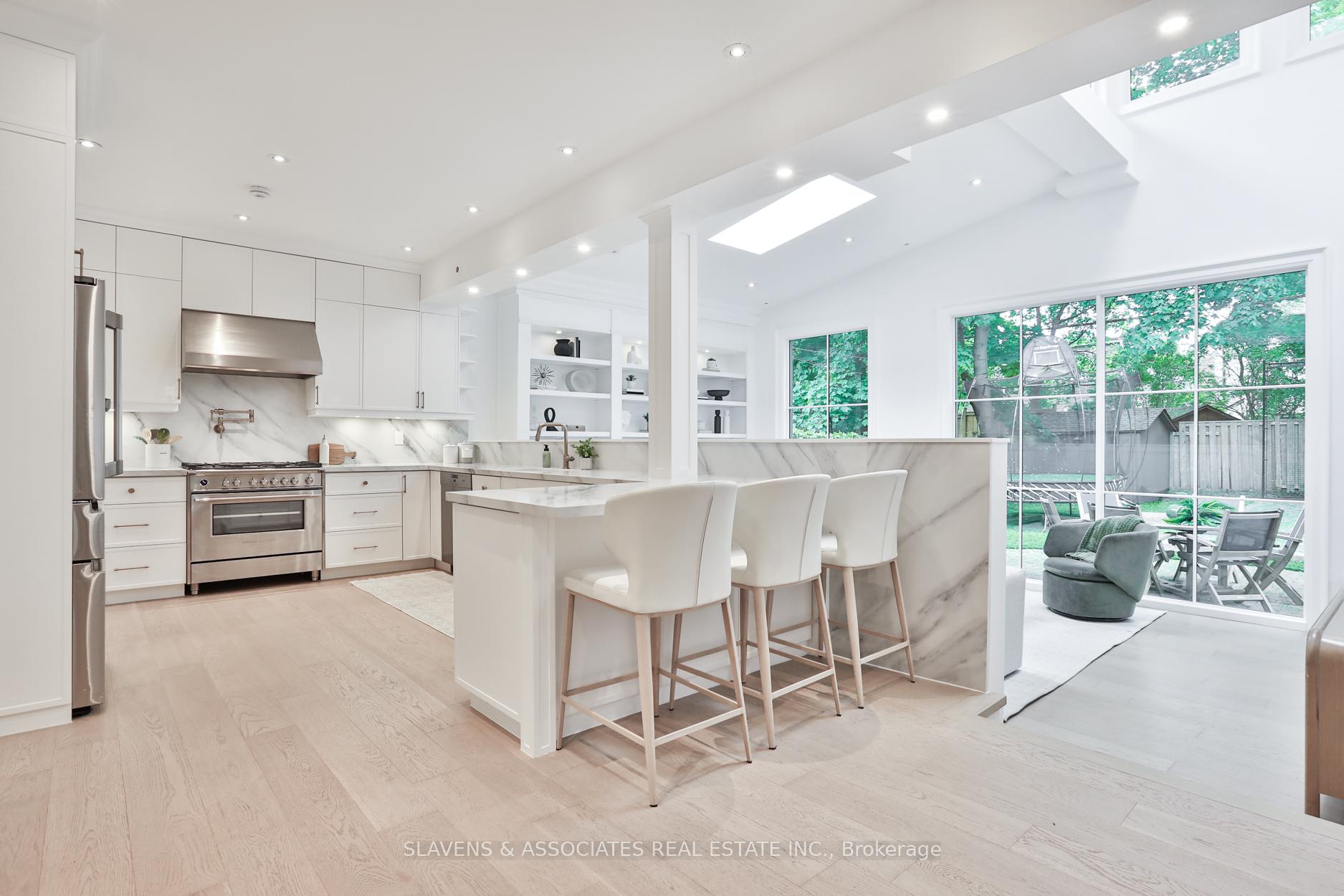 Photo 11 of 53 Ava Road, Toronto, Forest Hill South — HOMEH